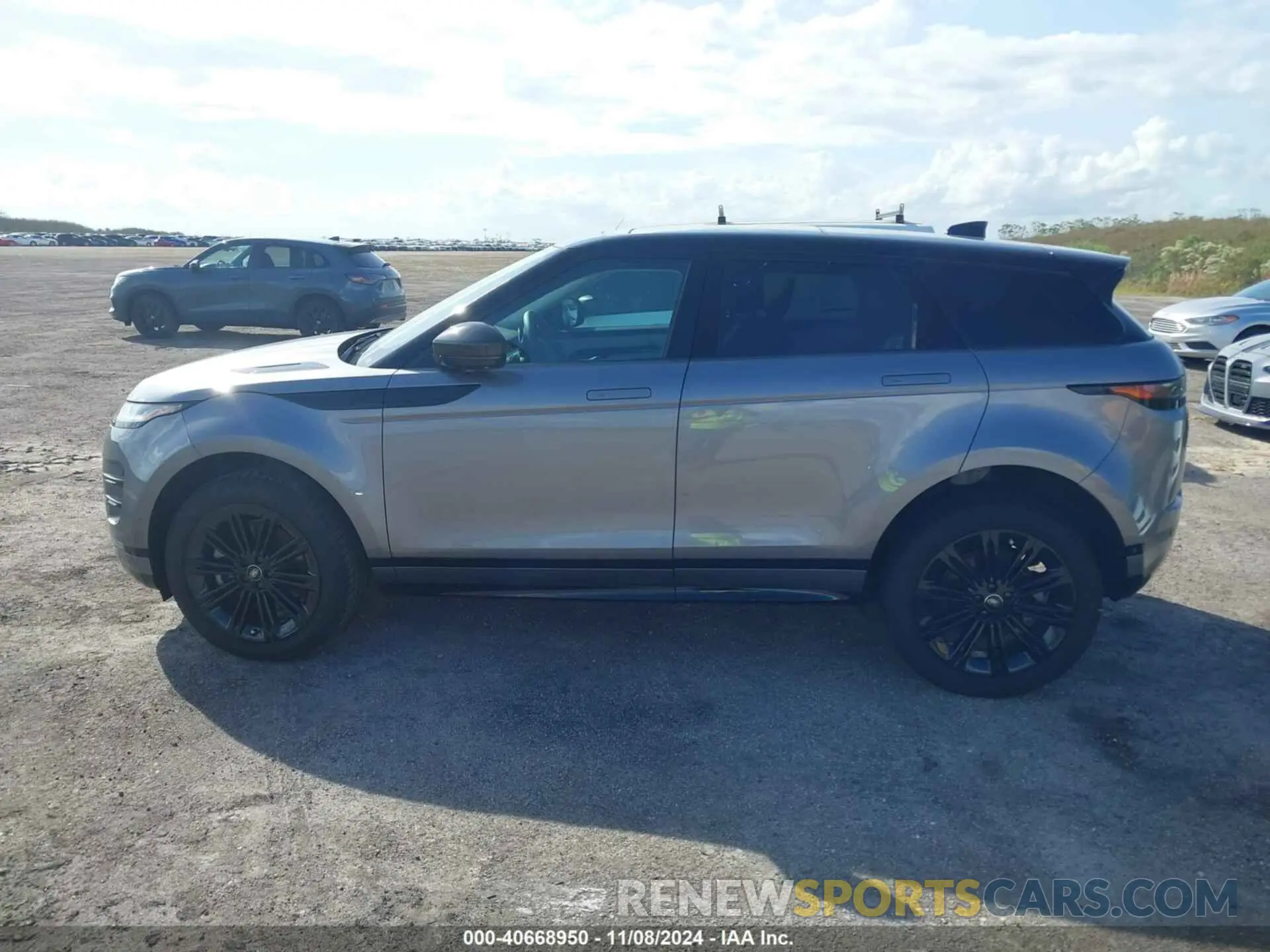 14 Photograph of a damaged car SALZL2FX2RH244514 LAND ROVER RANGE ROVER EVOQUE 2024