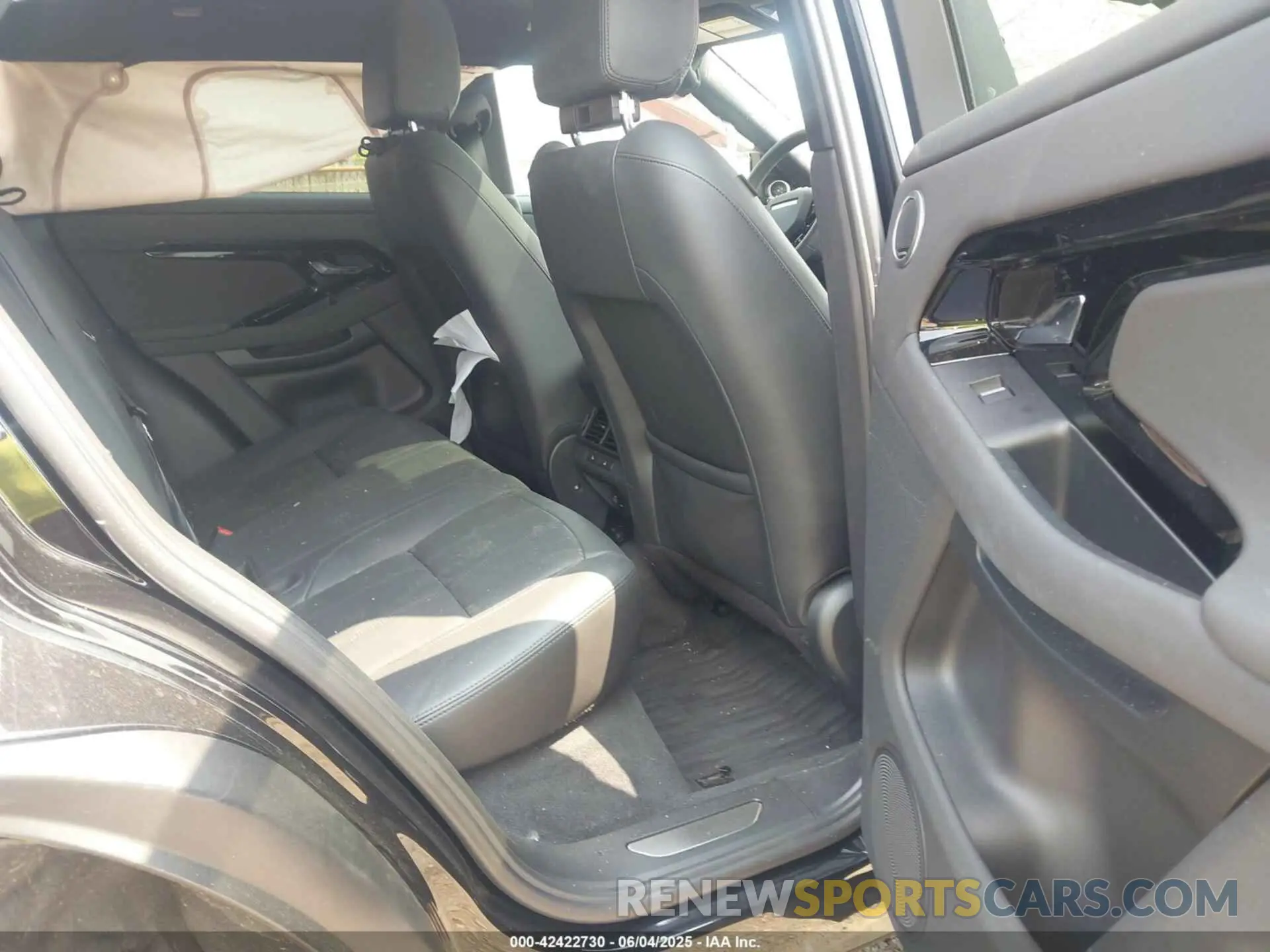 8 Photograph of a damaged car SALZL2FX4RH251271 LAND ROVER RANGE ROVER EVOQUE 2024