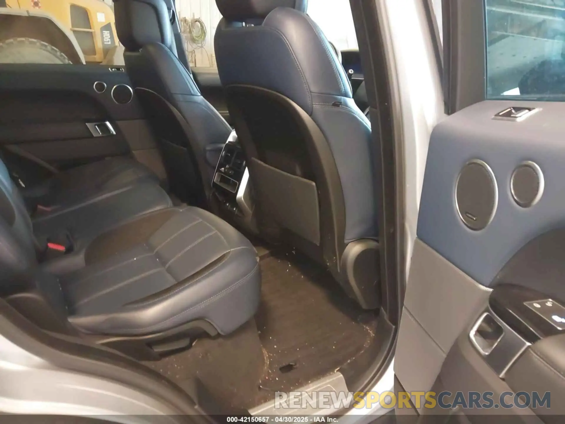 8 Photograph of a damaged car SALWR2RE2KA817194 LAND ROVER RANGE ROVER SPORT 2019
