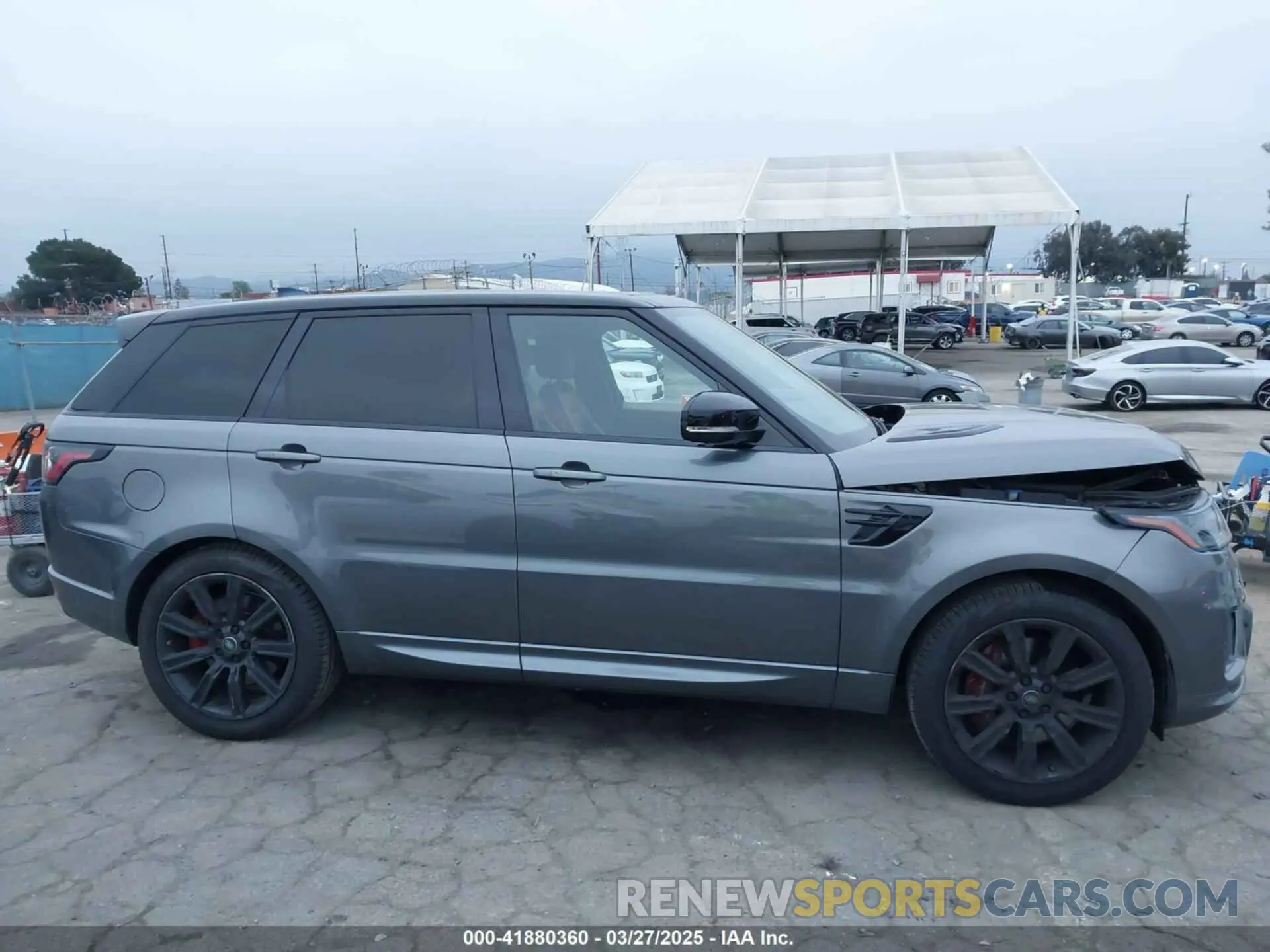 13 Photograph of a damaged car SALWR2RE4KA850004 LAND ROVER RANGE ROVER SPORT 2019