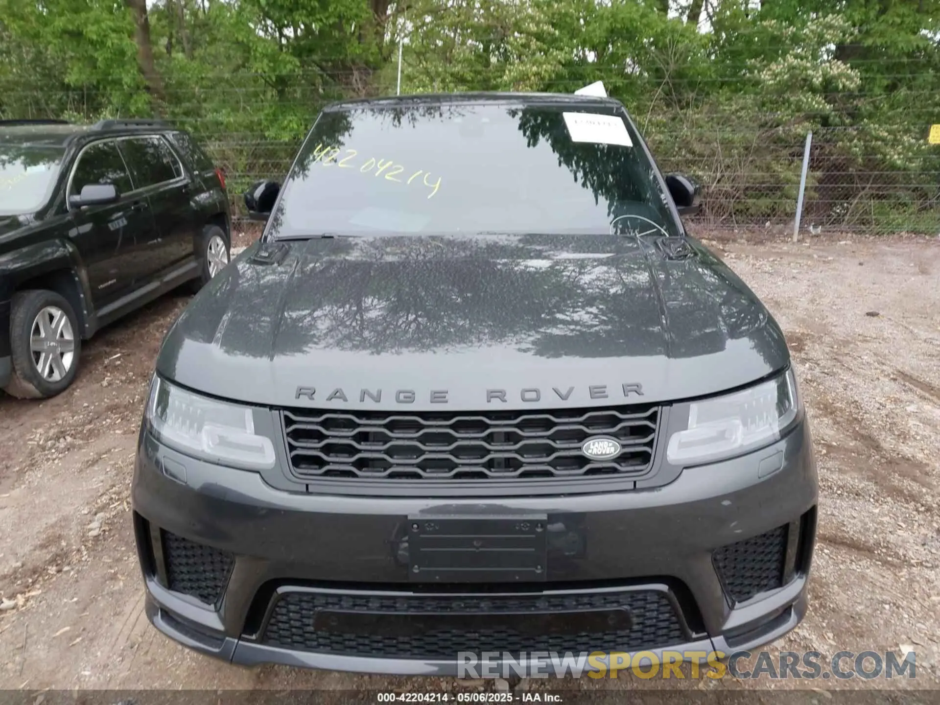 12 Photograph of a damaged car SALWR2RE5KA825046 LAND ROVER RANGE ROVER SPORT 2019