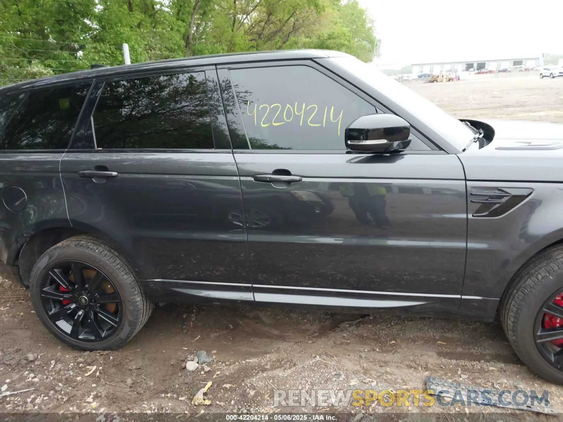 13 Photograph of a damaged car SALWR2RE5KA825046 LAND ROVER RANGE ROVER SPORT 2019