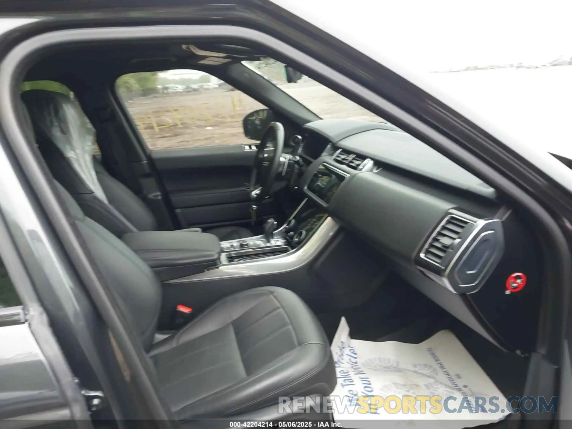 5 Photograph of a damaged car SALWR2RE5KA825046 LAND ROVER RANGE ROVER SPORT 2019