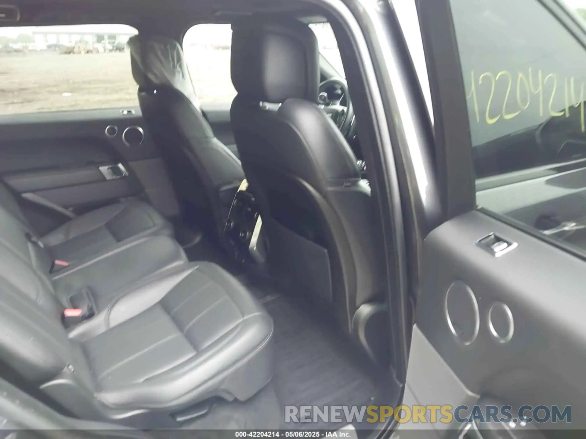 8 Photograph of a damaged car SALWR2RE5KA825046 LAND ROVER RANGE ROVER SPORT 2019