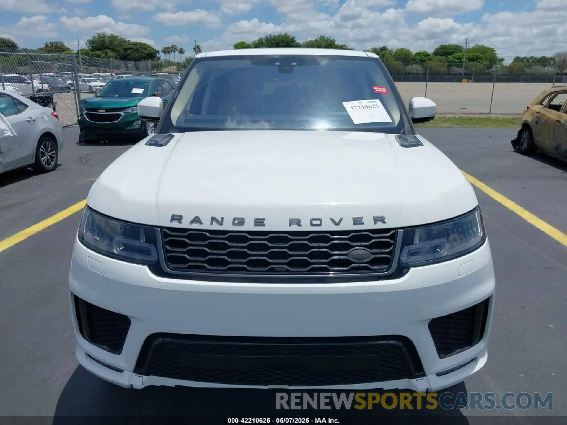 12 Photograph of a damaged car SALWR2RE5KA835818 LAND ROVER RANGE ROVER SPORT 2019