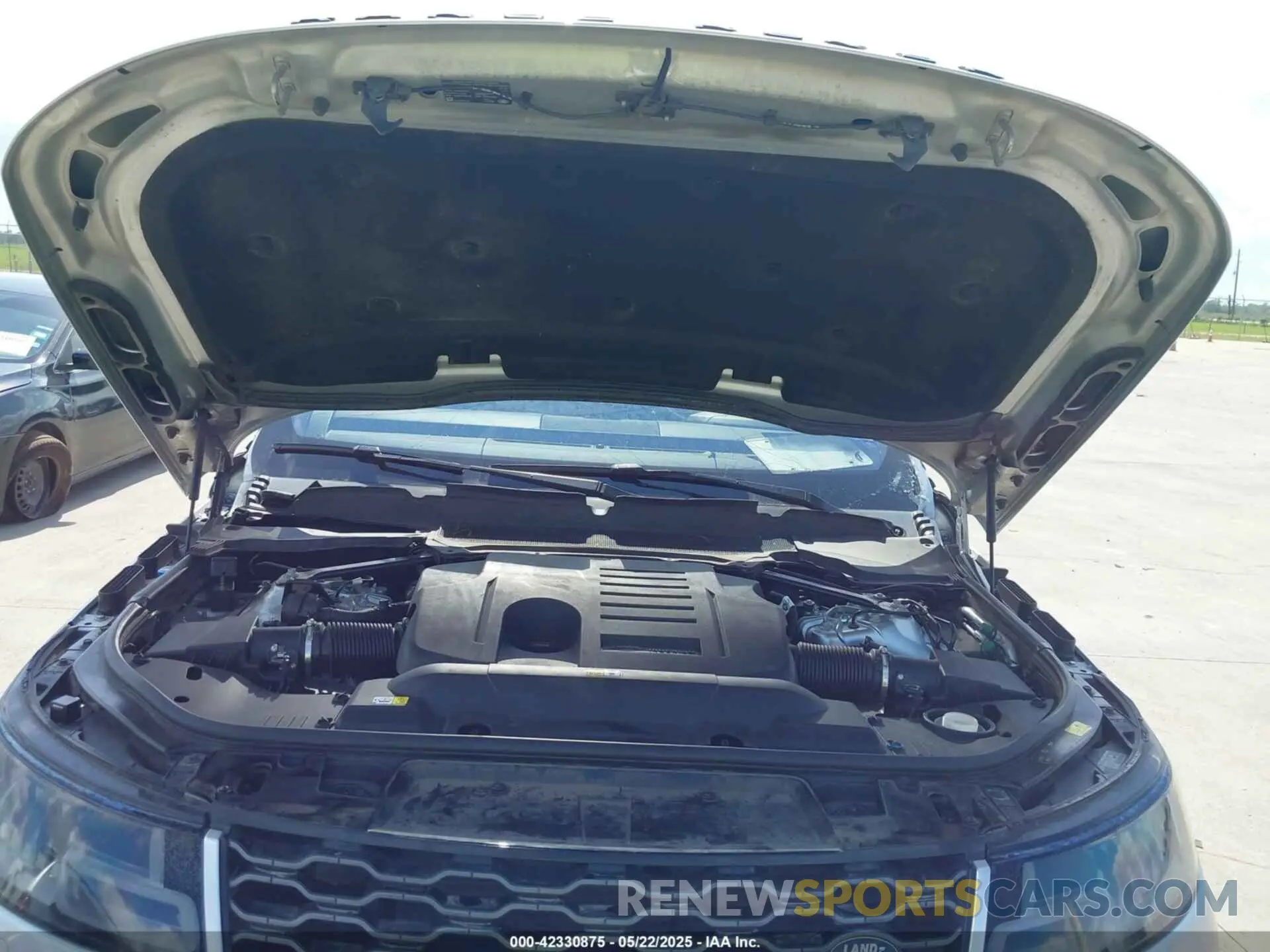 10 Photograph of a damaged car SALWR2RU1KA870203 LAND ROVER RANGE ROVER SPORT 2019