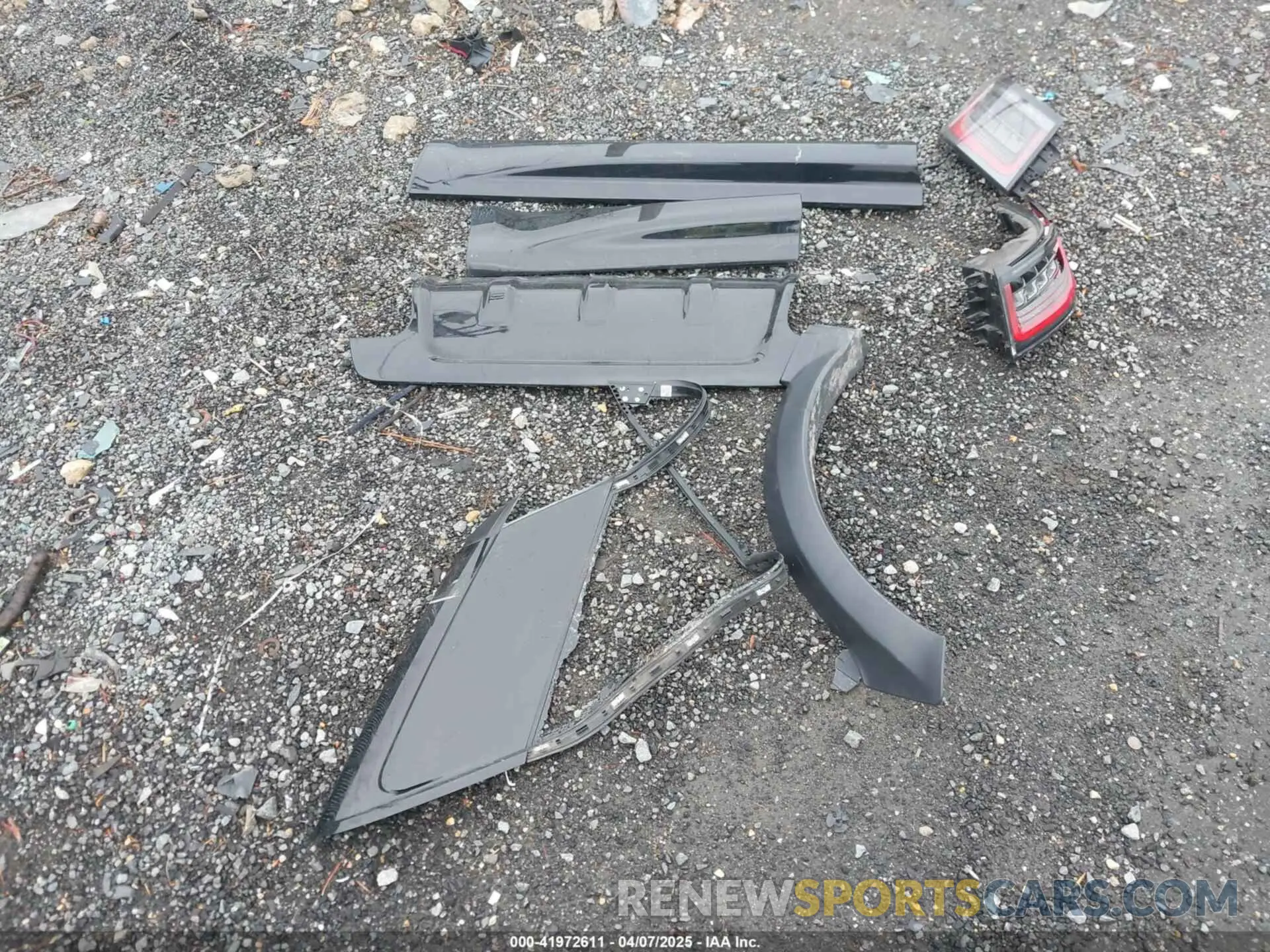 12 Photograph of a damaged car SALWR2RU5KA862573 LAND ROVER RANGE ROVER SPORT 2019