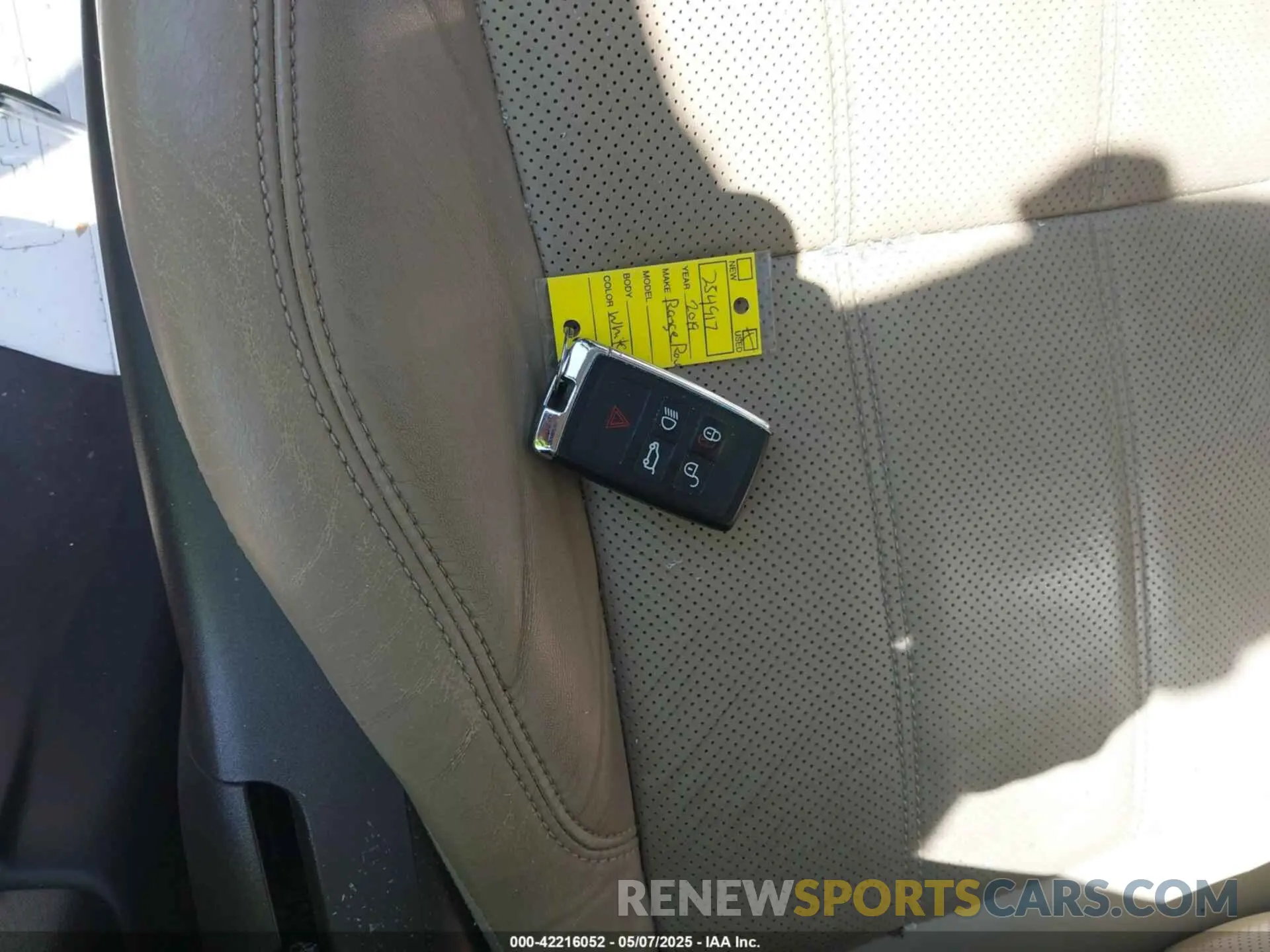 11 Photograph of a damaged car SALWR2RV2KA420472 LAND ROVER RANGE ROVER SPORT 2019