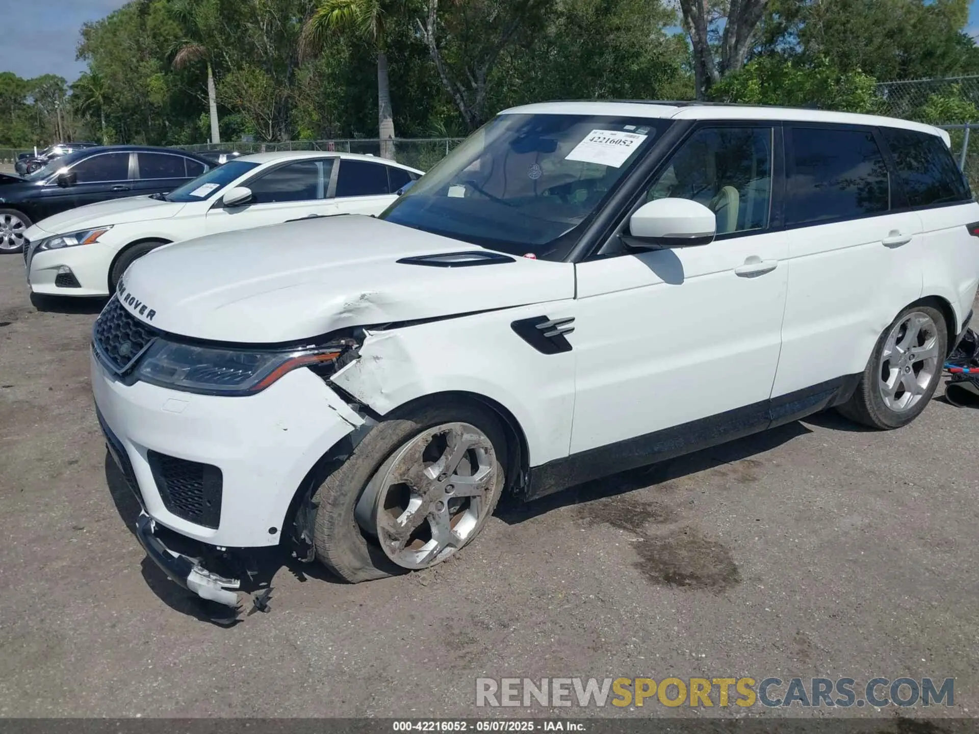2 Photograph of a damaged car SALWR2RV2KA420472 LAND ROVER RANGE ROVER SPORT 2019