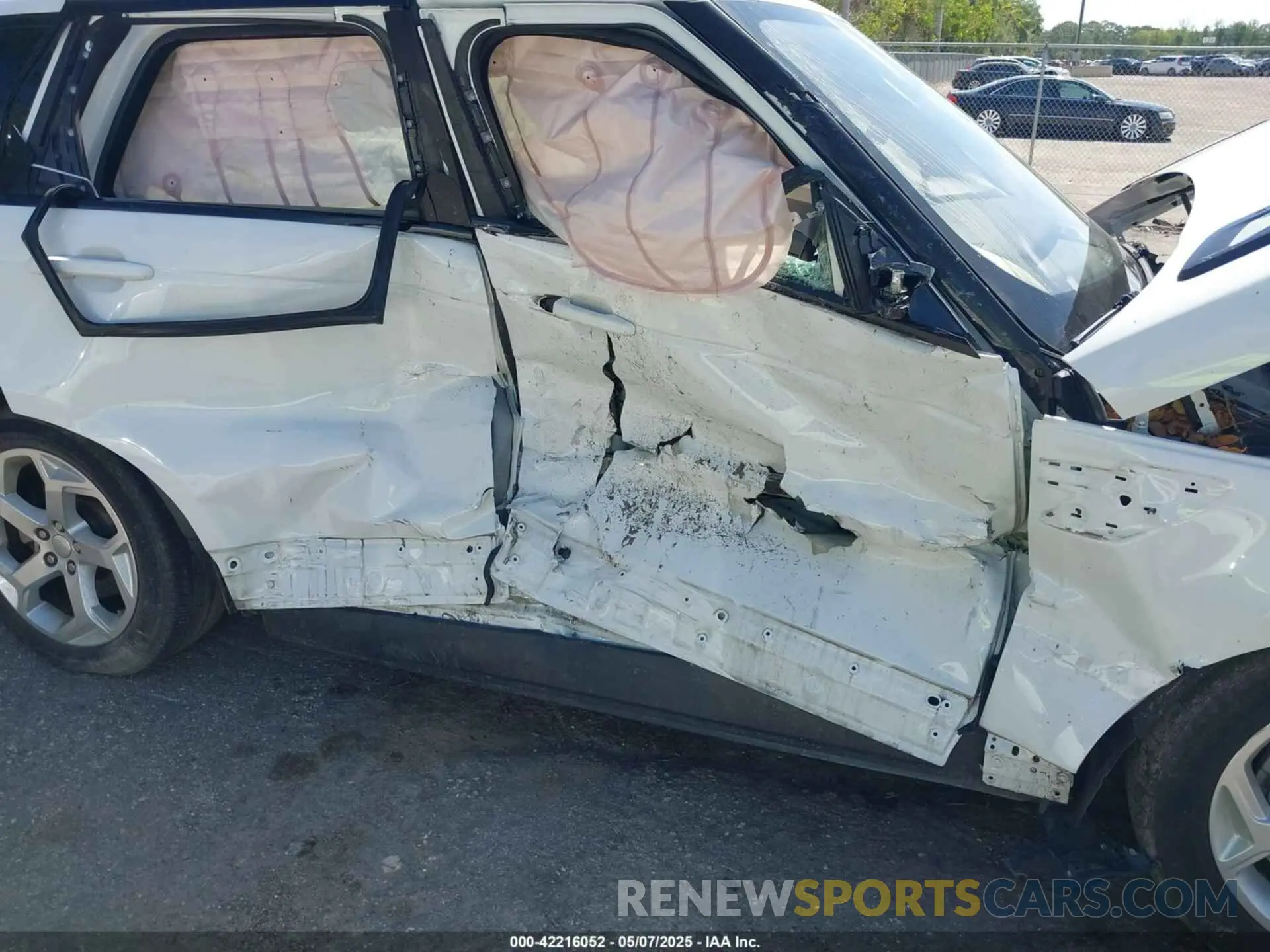 6 Photograph of a damaged car SALWR2RV2KA420472 LAND ROVER RANGE ROVER SPORT 2019
