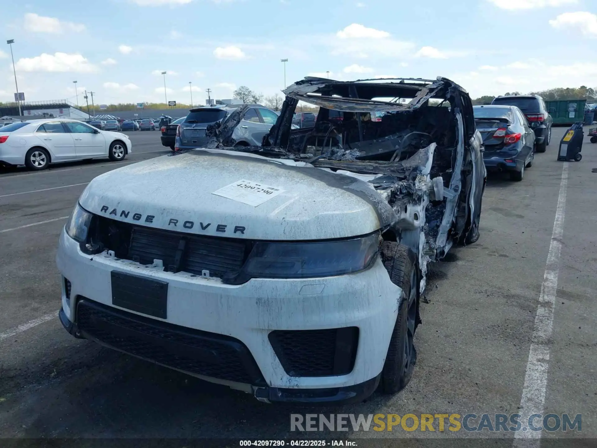 2 Photograph of a damaged car SALWR2RV2KA814148 LAND ROVER RANGE ROVER SPORT 2019