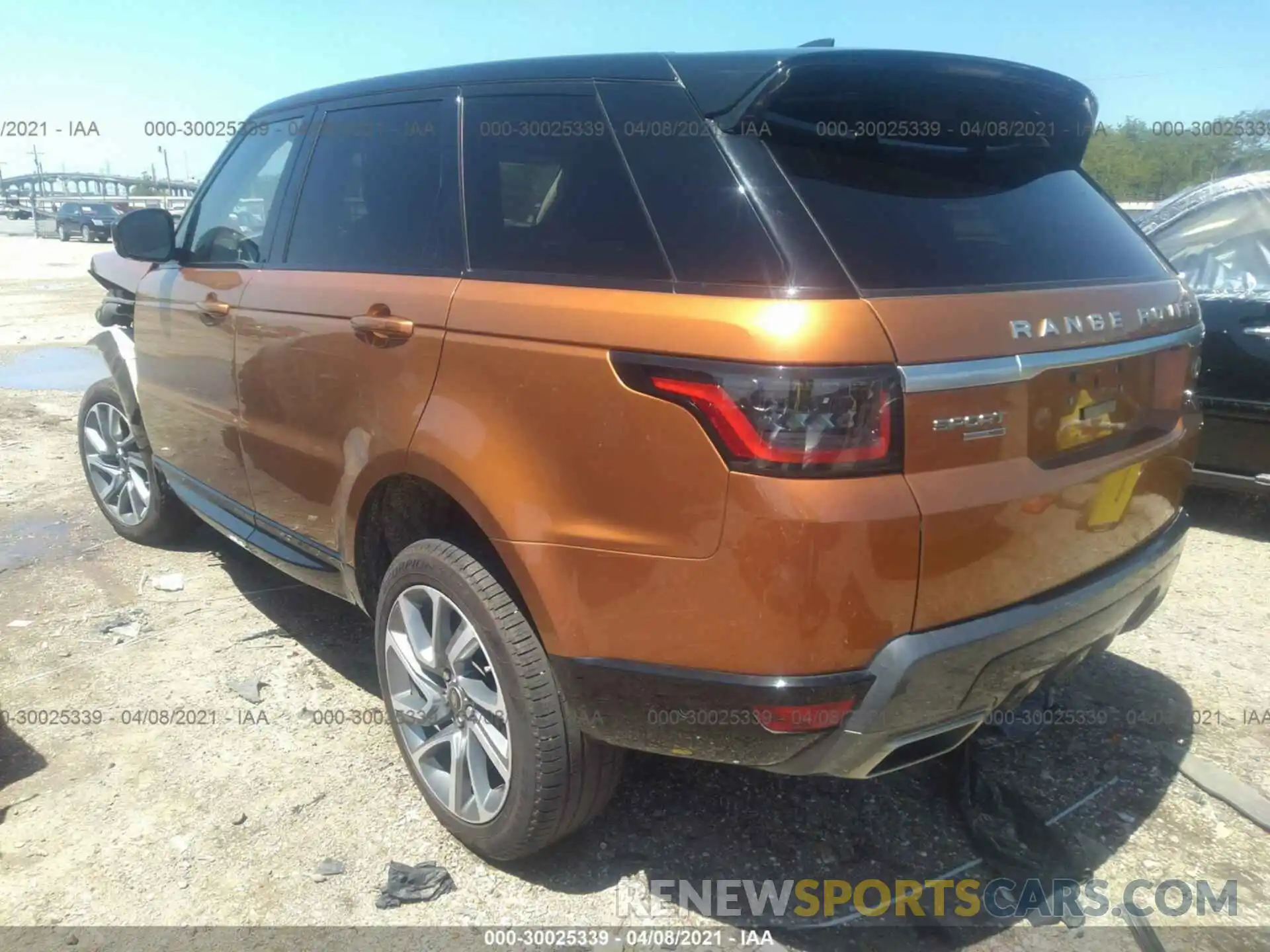 3 Photograph of a damaged car SALWR2RV3KA831914 LAND ROVER RANGE ROVER SPORT 2019