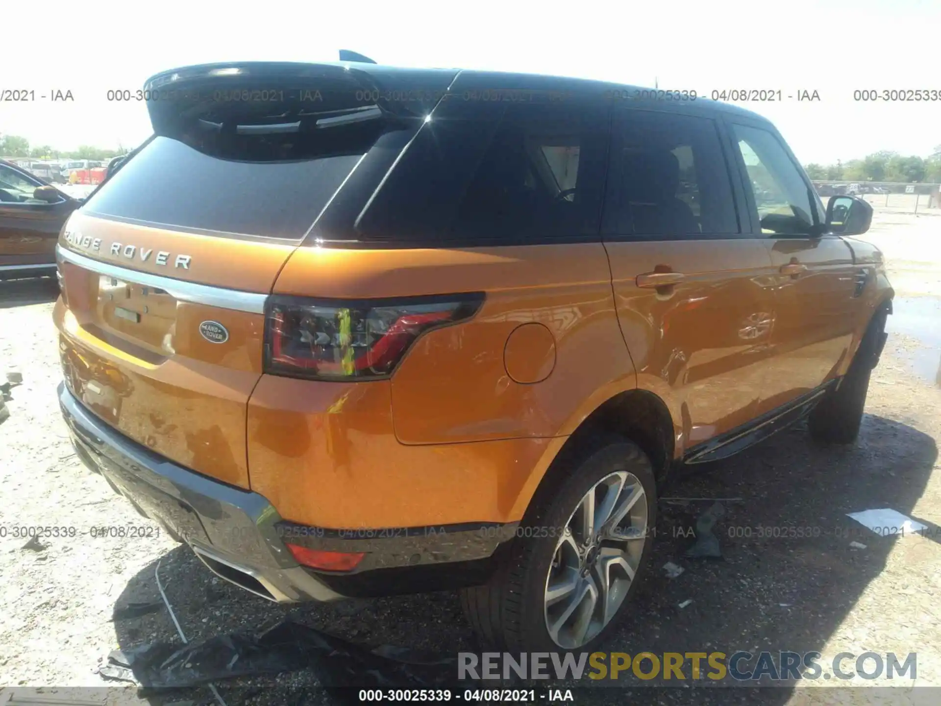 4 Photograph of a damaged car SALWR2RV3KA831914 LAND ROVER RANGE ROVER SPORT 2019