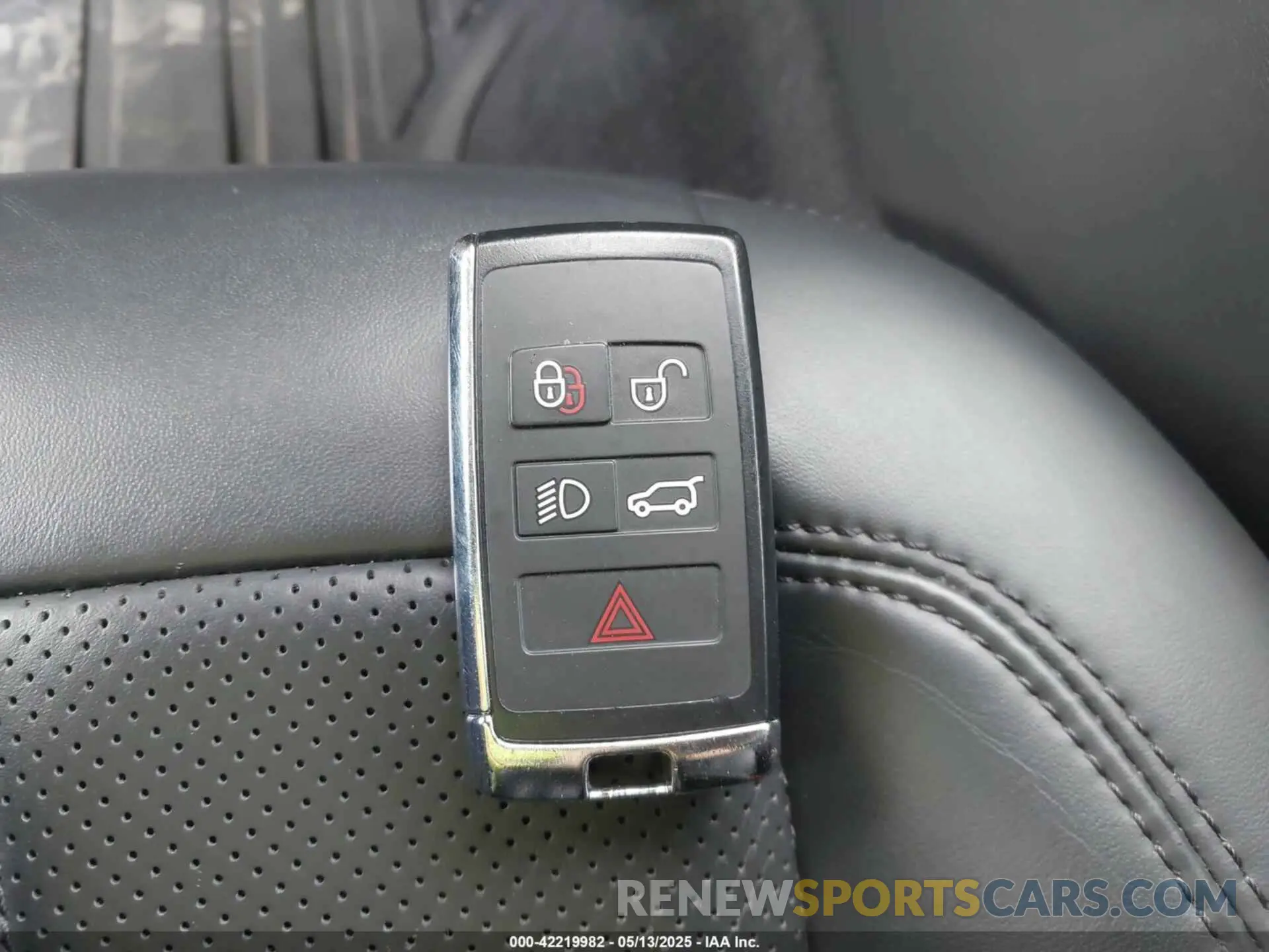 11 Photograph of a damaged car SALWR2RV6KA838307 LAND ROVER RANGE ROVER SPORT 2019