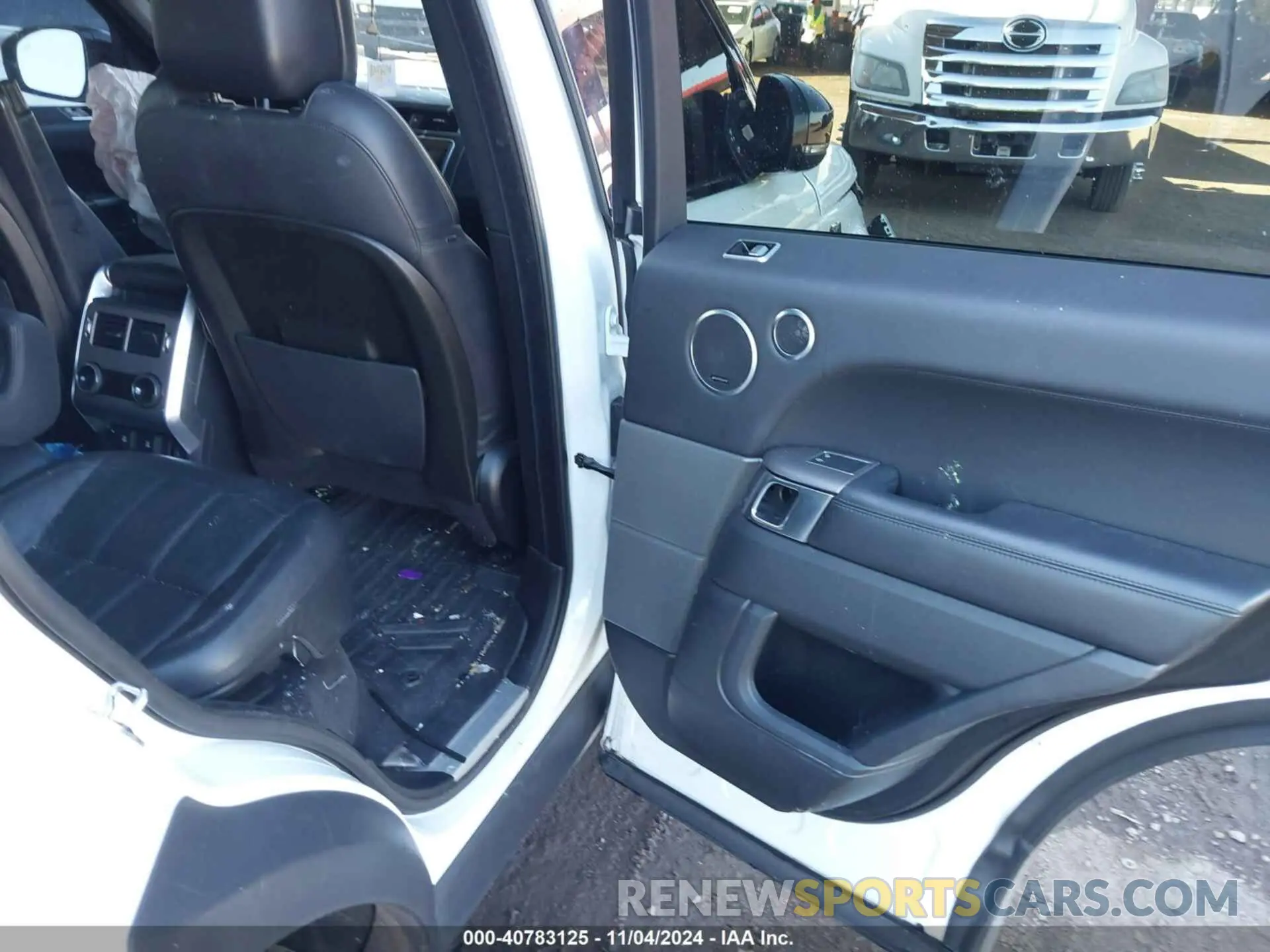 8 Photograph of a damaged car SALWR2RV6KA841840 LAND ROVER RANGE ROVER SPORT 2019