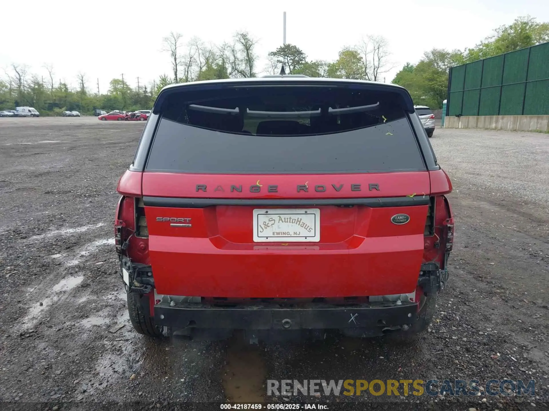17 Photograph of a damaged car SALWR2RV8KA816535 LAND ROVER RANGE ROVER SPORT 2019
