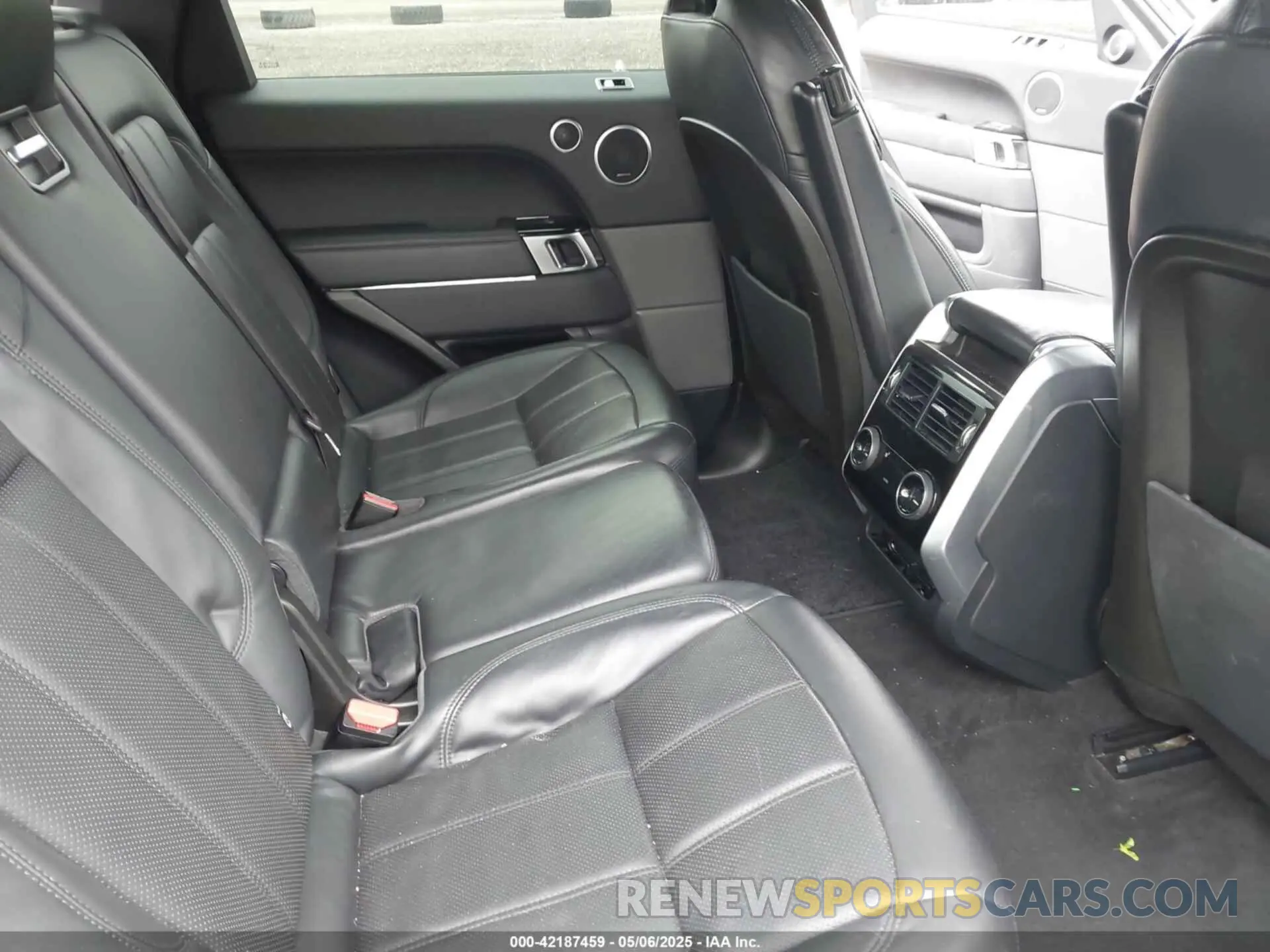 8 Photograph of a damaged car SALWR2RV8KA816535 LAND ROVER RANGE ROVER SPORT 2019