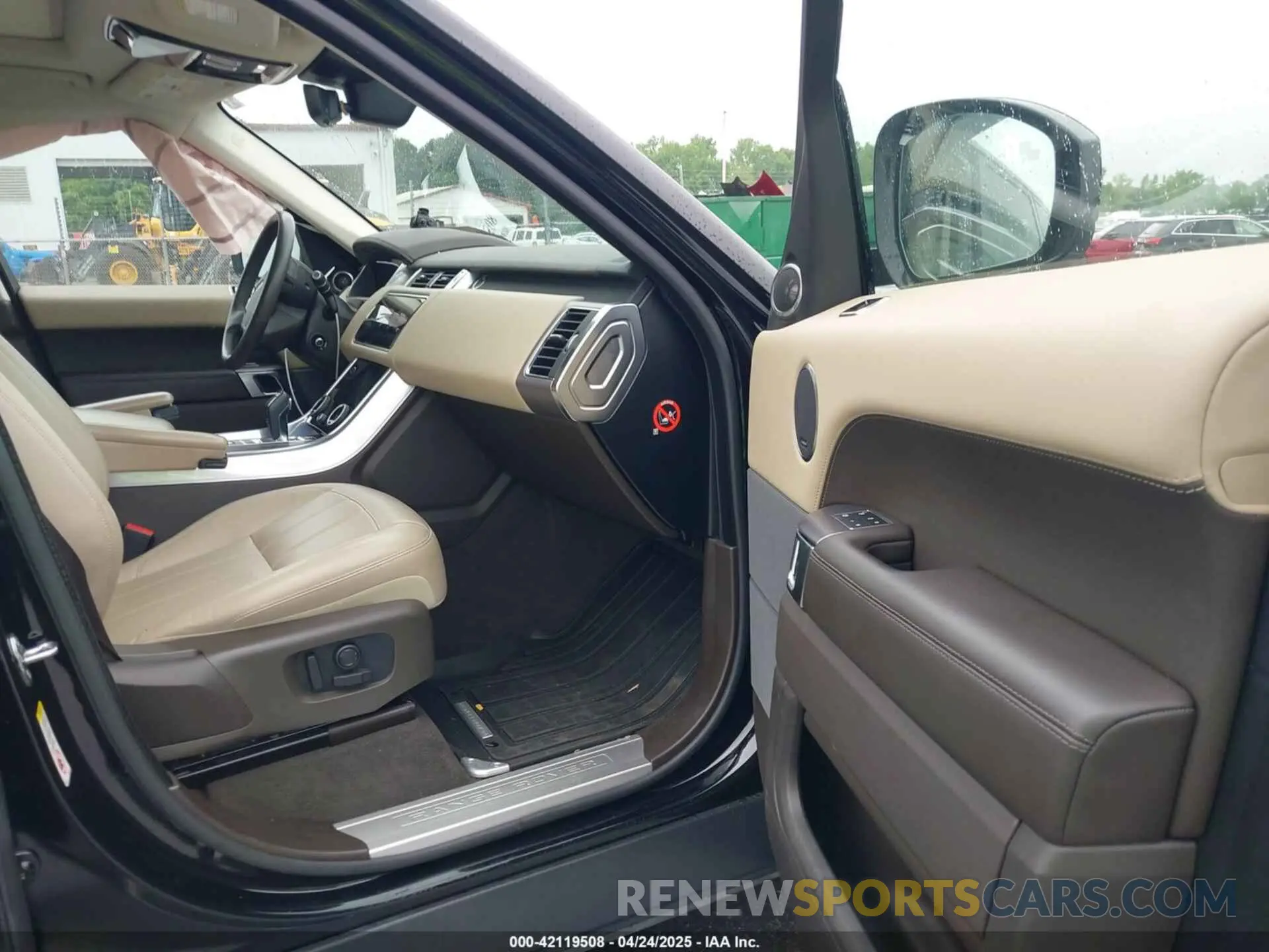 5 Photograph of a damaged car SALWR2RV9KA829505 LAND ROVER RANGE ROVER SPORT 2019