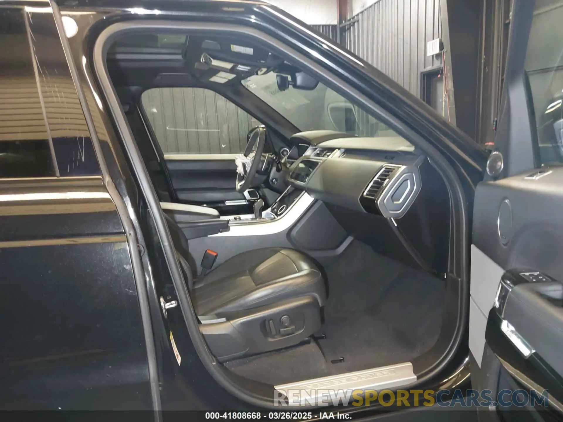 5 Photograph of a damaged car SALWS2SUXKA864771 LAND ROVER RANGE ROVER SPORT 2019