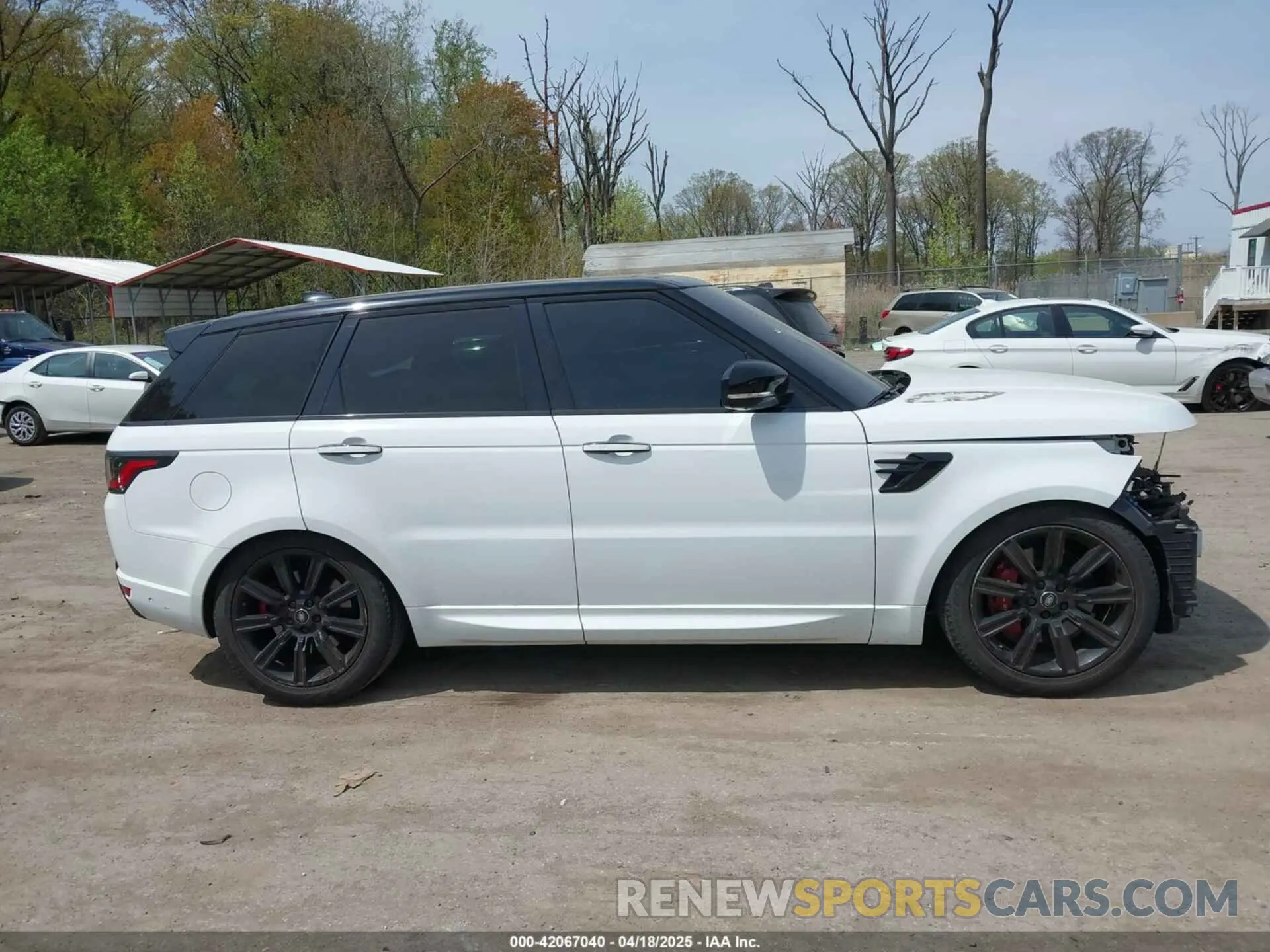 13 Photograph of a damaged car SALWV2SV1KA418184 LAND ROVER RANGE ROVER SPORT 2019