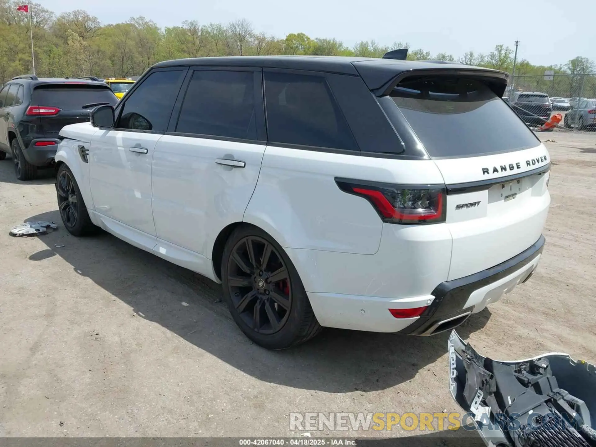3 Photograph of a damaged car SALWV2SV1KA418184 LAND ROVER RANGE ROVER SPORT 2019