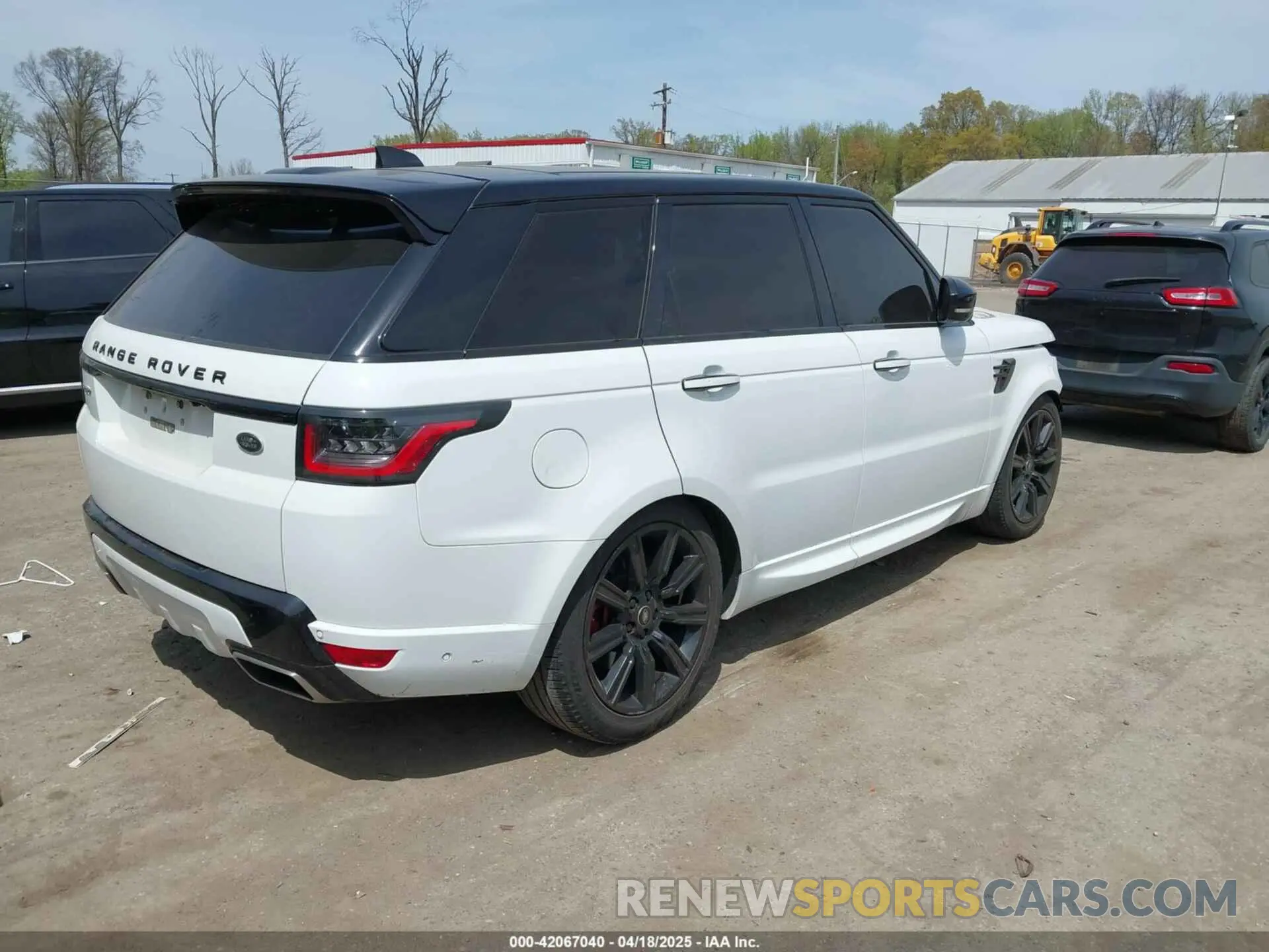 4 Photograph of a damaged car SALWV2SV1KA418184 LAND ROVER RANGE ROVER SPORT 2019