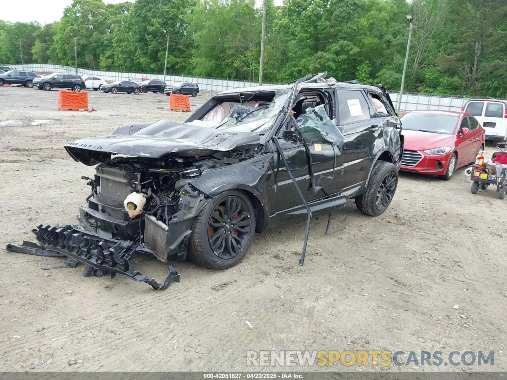 2 Photograph of a damaged car SALWV2SV1KA420601 LAND ROVER RANGE ROVER SPORT 2019