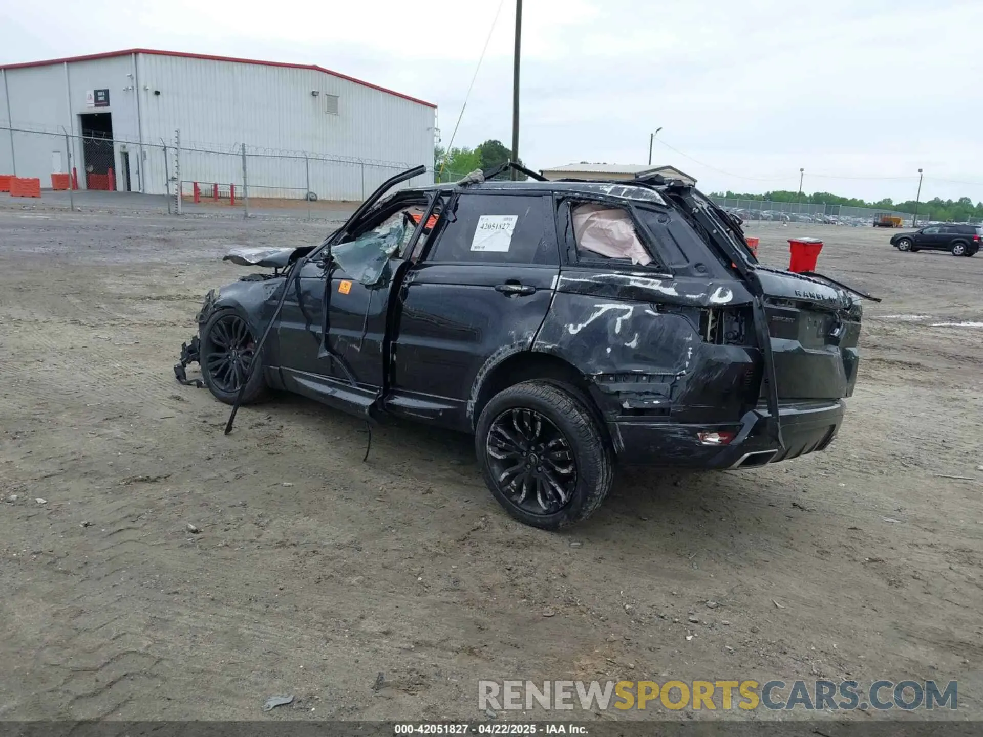 3 Photograph of a damaged car SALWV2SV1KA420601 LAND ROVER RANGE ROVER SPORT 2019