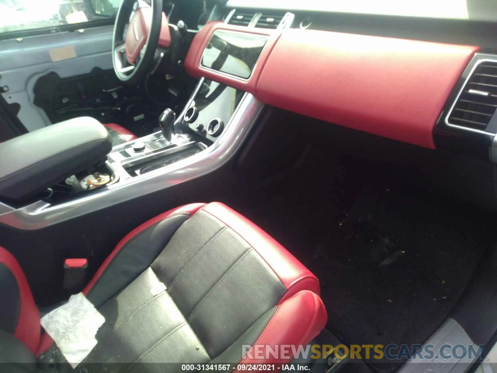 5 Photograph of a damaged car SALWV2SV1KA421666 LAND ROVER RANGE ROVER SPORT 2019