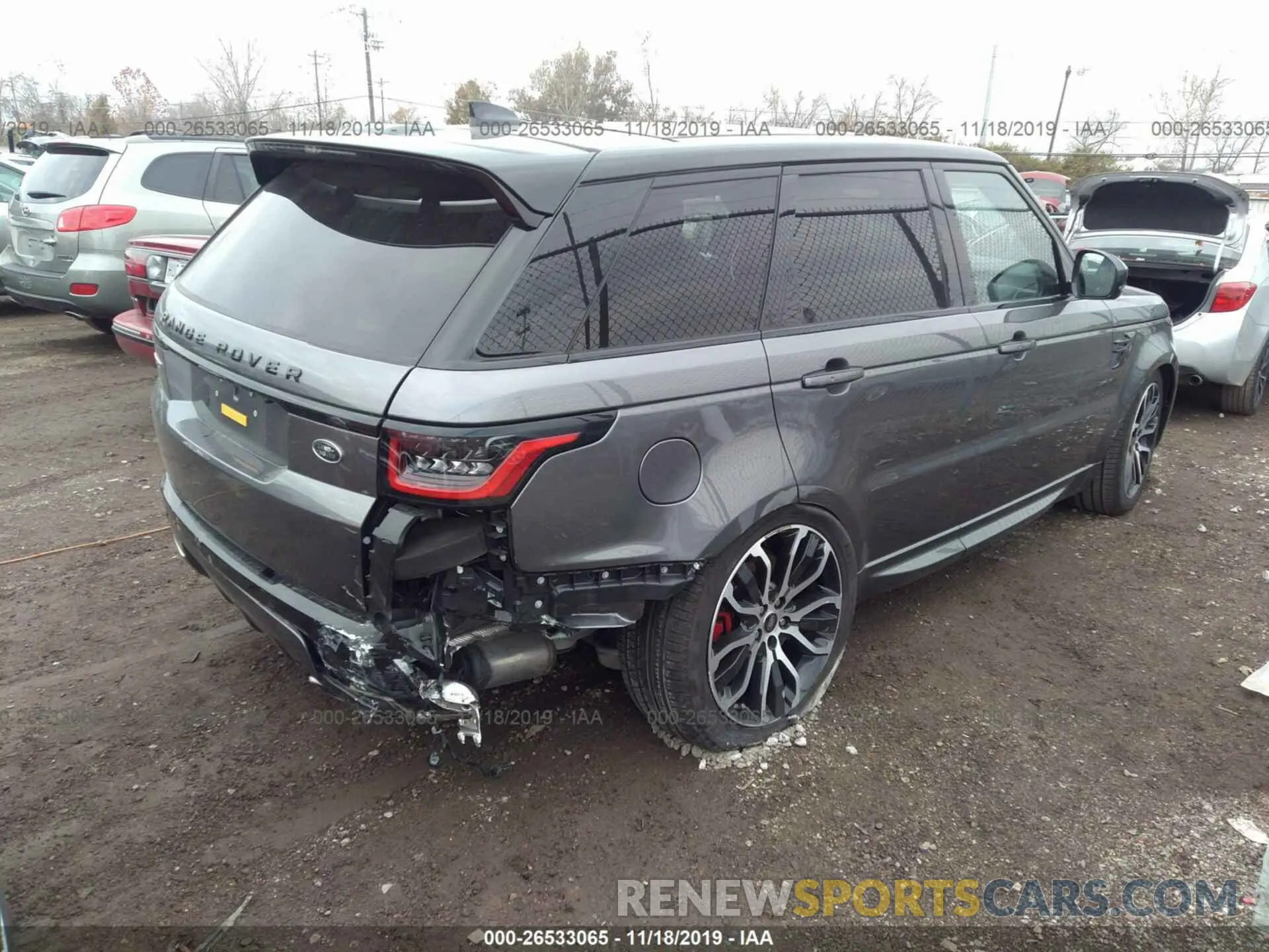 4 Photograph of a damaged car SALWV2SV1KA846482 LAND ROVER RANGE ROVER SPORT 2019