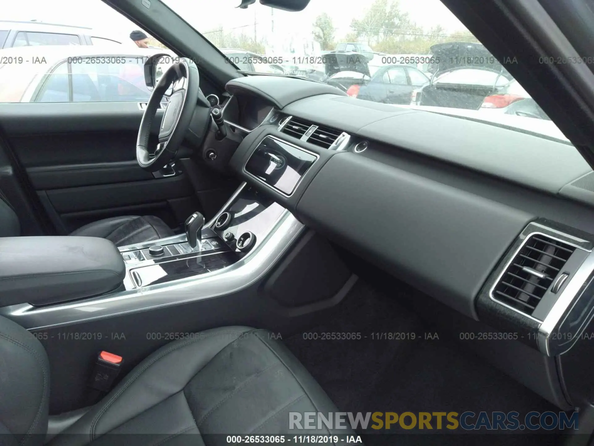 5 Photograph of a damaged car SALWV2SV1KA846482 LAND ROVER RANGE ROVER SPORT 2019