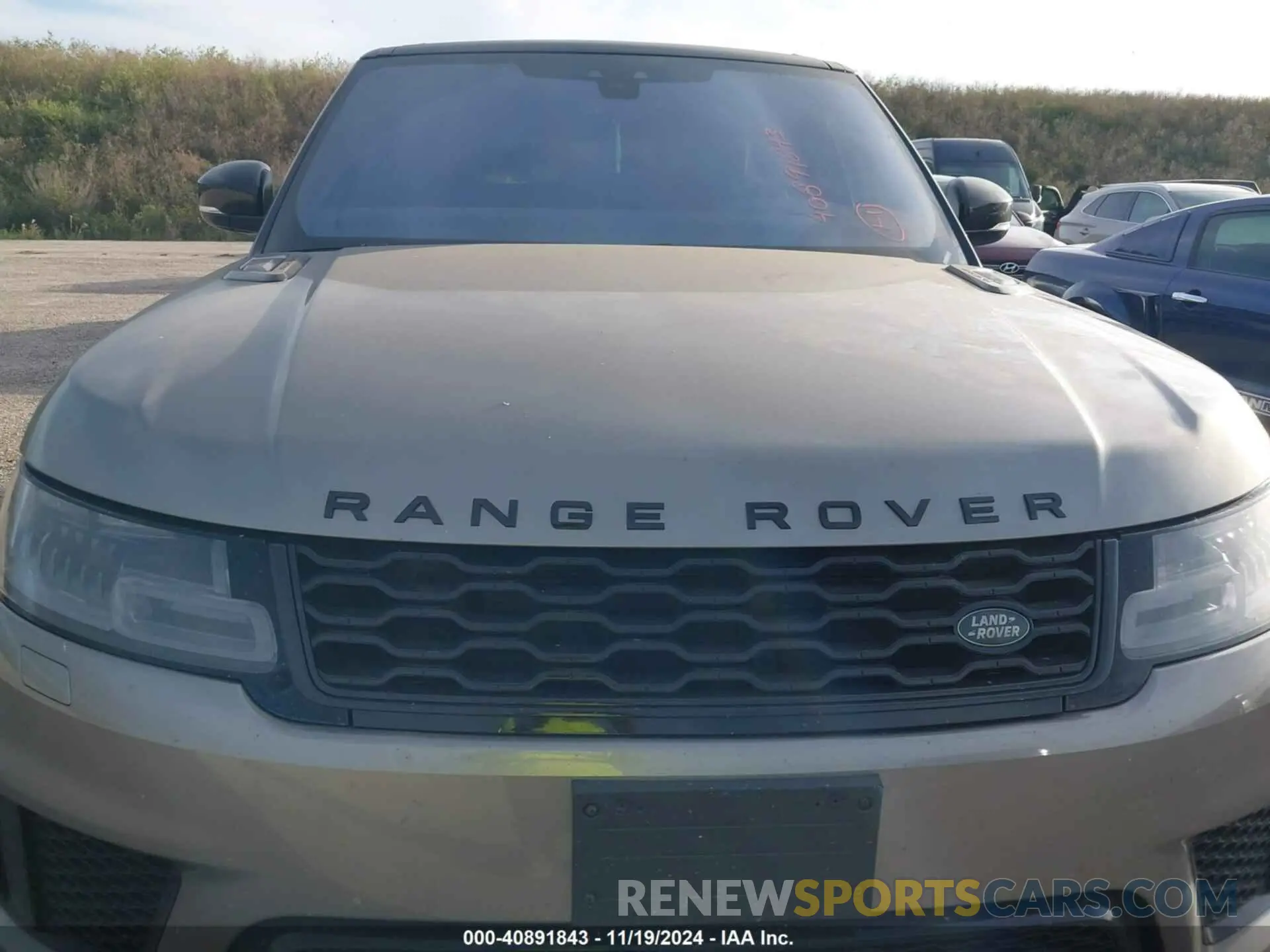 10 Photograph of a damaged car SALWV2SV5KA826610 LAND ROVER RANGE ROVER SPORT 2019