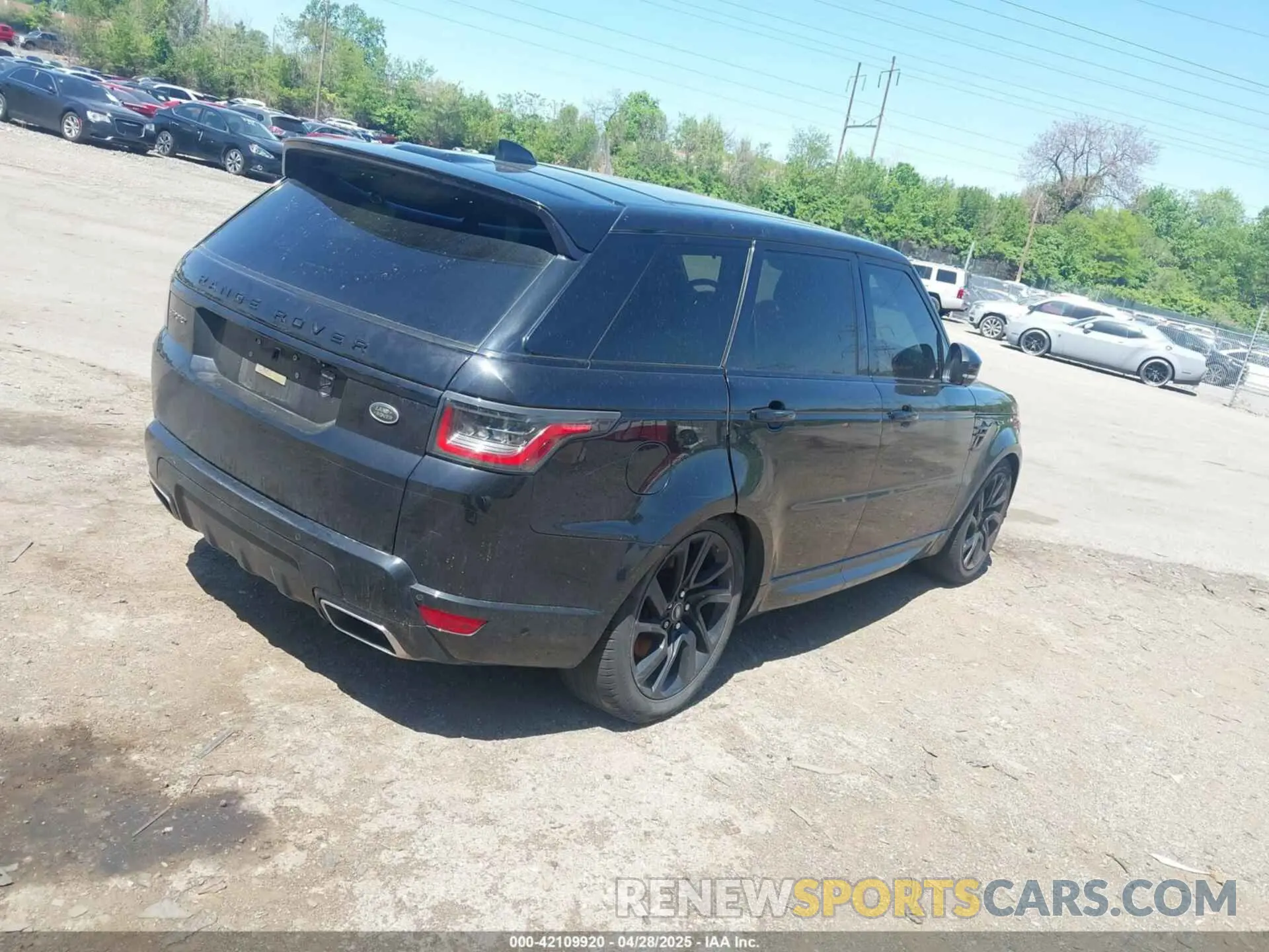 4 Photograph of a damaged car SALWV2SV8KA820624 LAND ROVER RANGE ROVER SPORT 2019