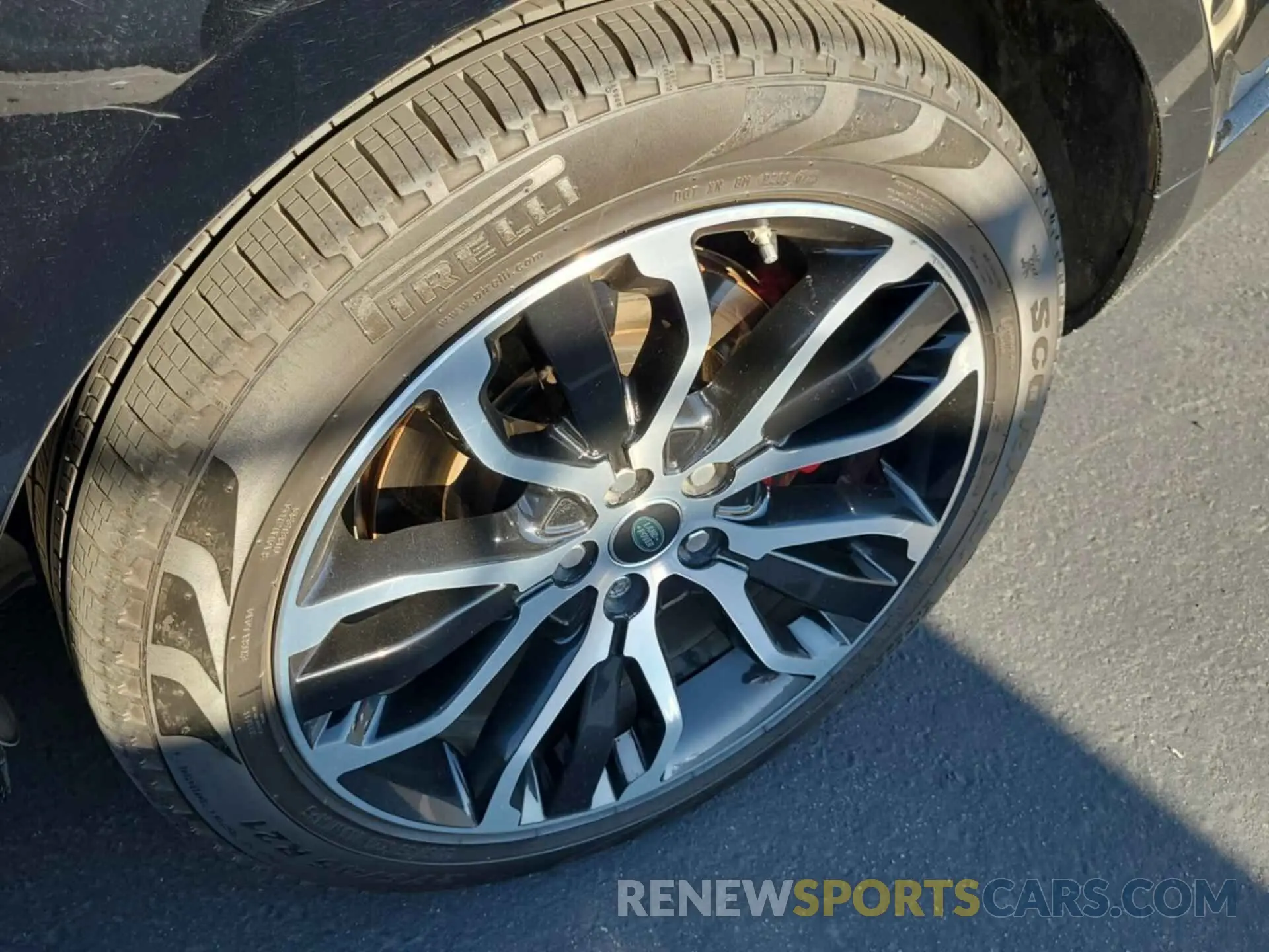1 Photograph of a damaged car SALWV2SV9KA820406 LAND ROVER RANGE ROVER SPORT 2019