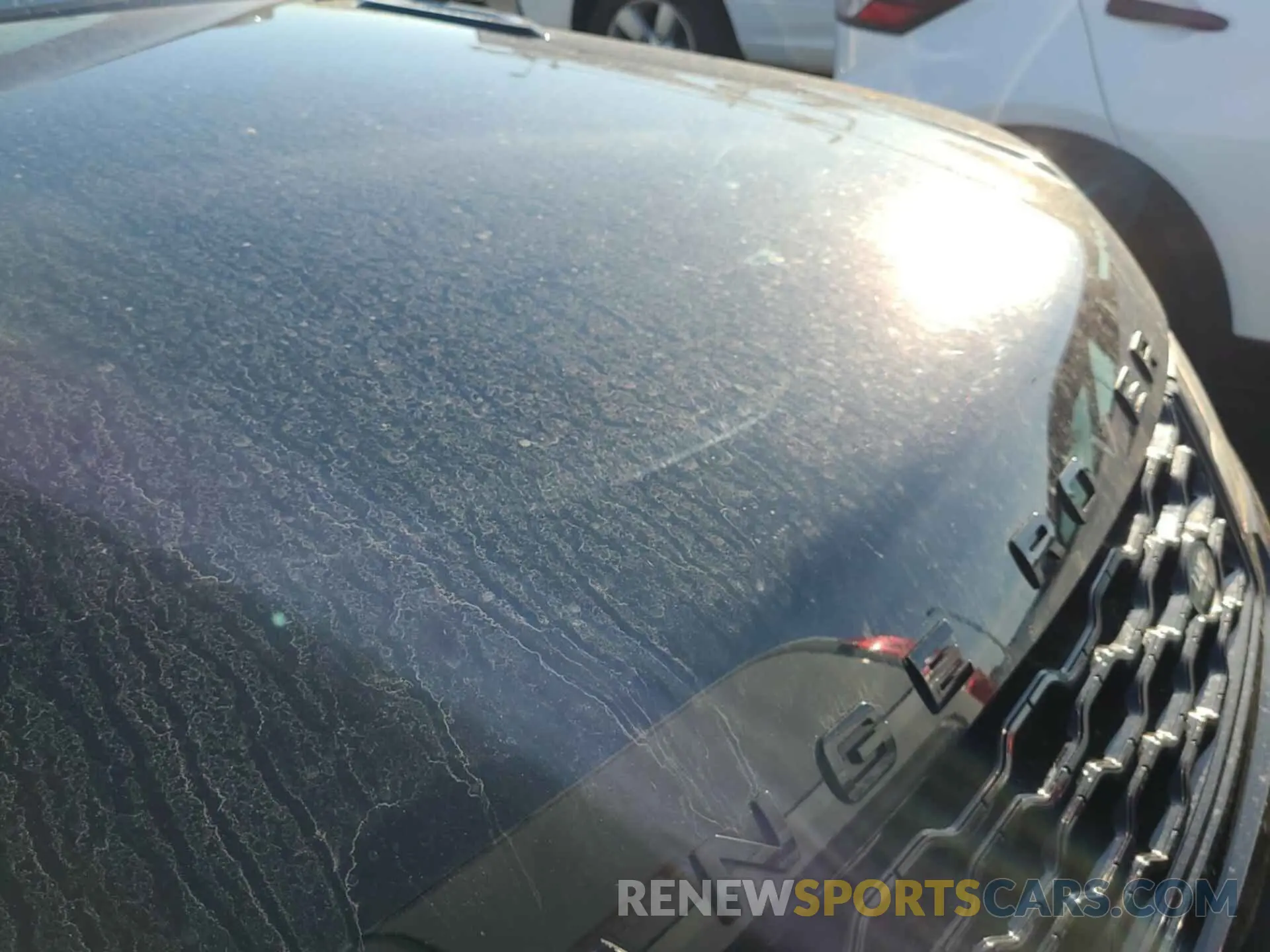 18 Photograph of a damaged car SALWV2SV9KA820406 LAND ROVER RANGE ROVER SPORT 2019