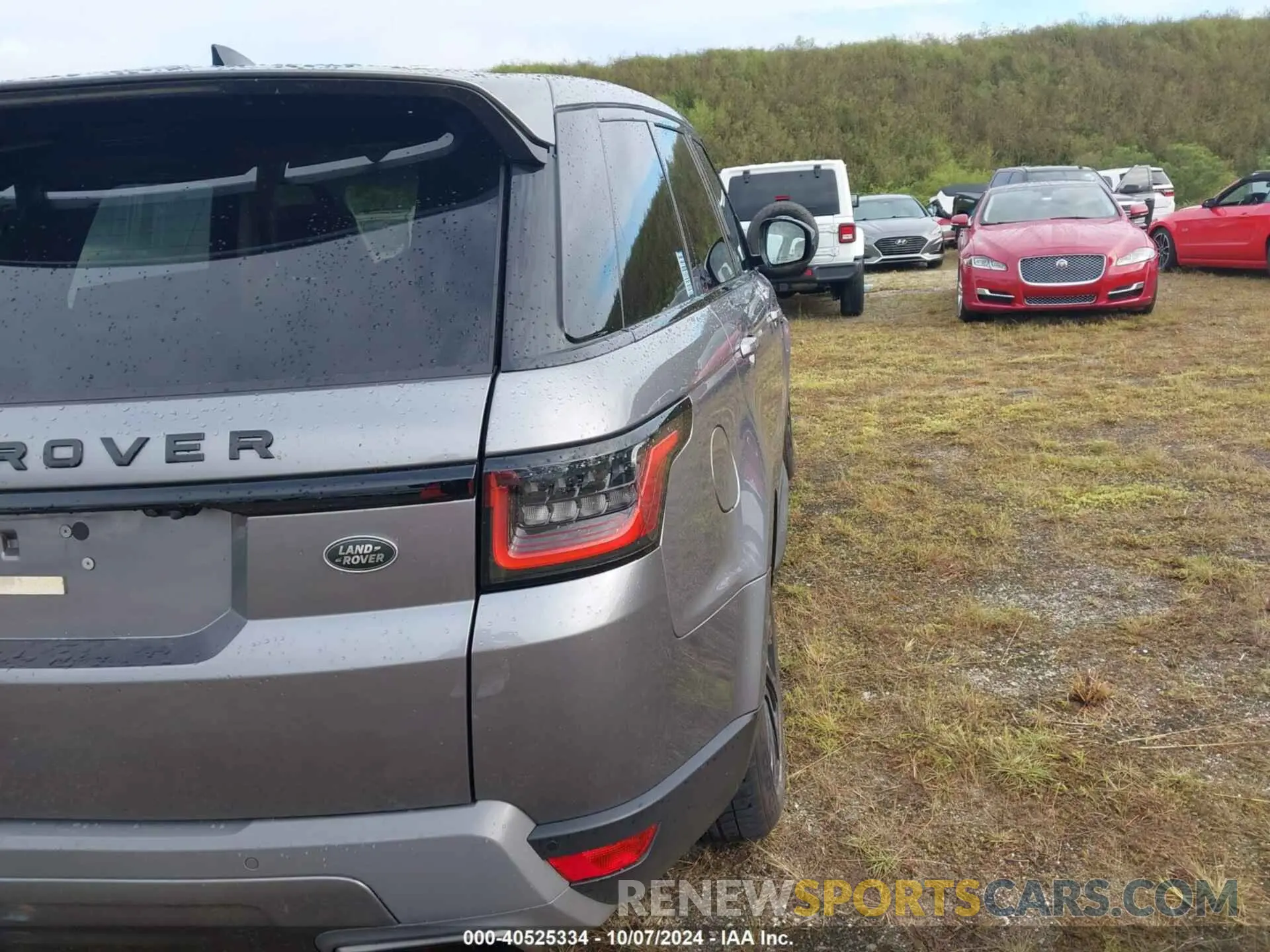 4 Photograph of a damaged car SALWG2SU5LA726509 LAND ROVER RANGE ROVER SPORT 2020