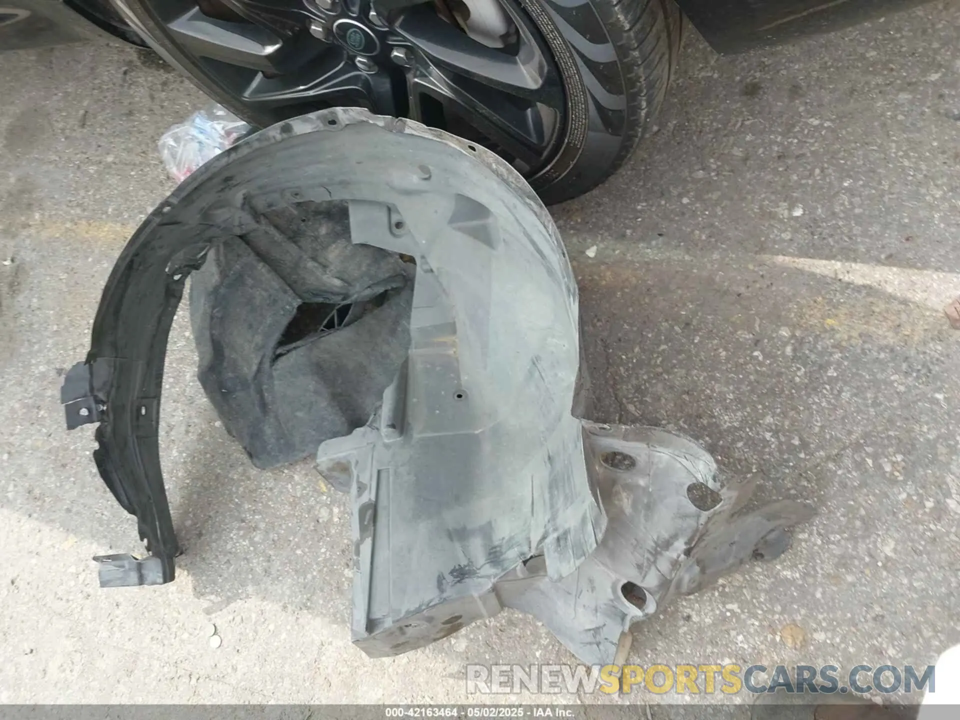 11 Photograph of a damaged car SALWR2RK6LA734004 LAND ROVER RANGE ROVER SPORT 2020