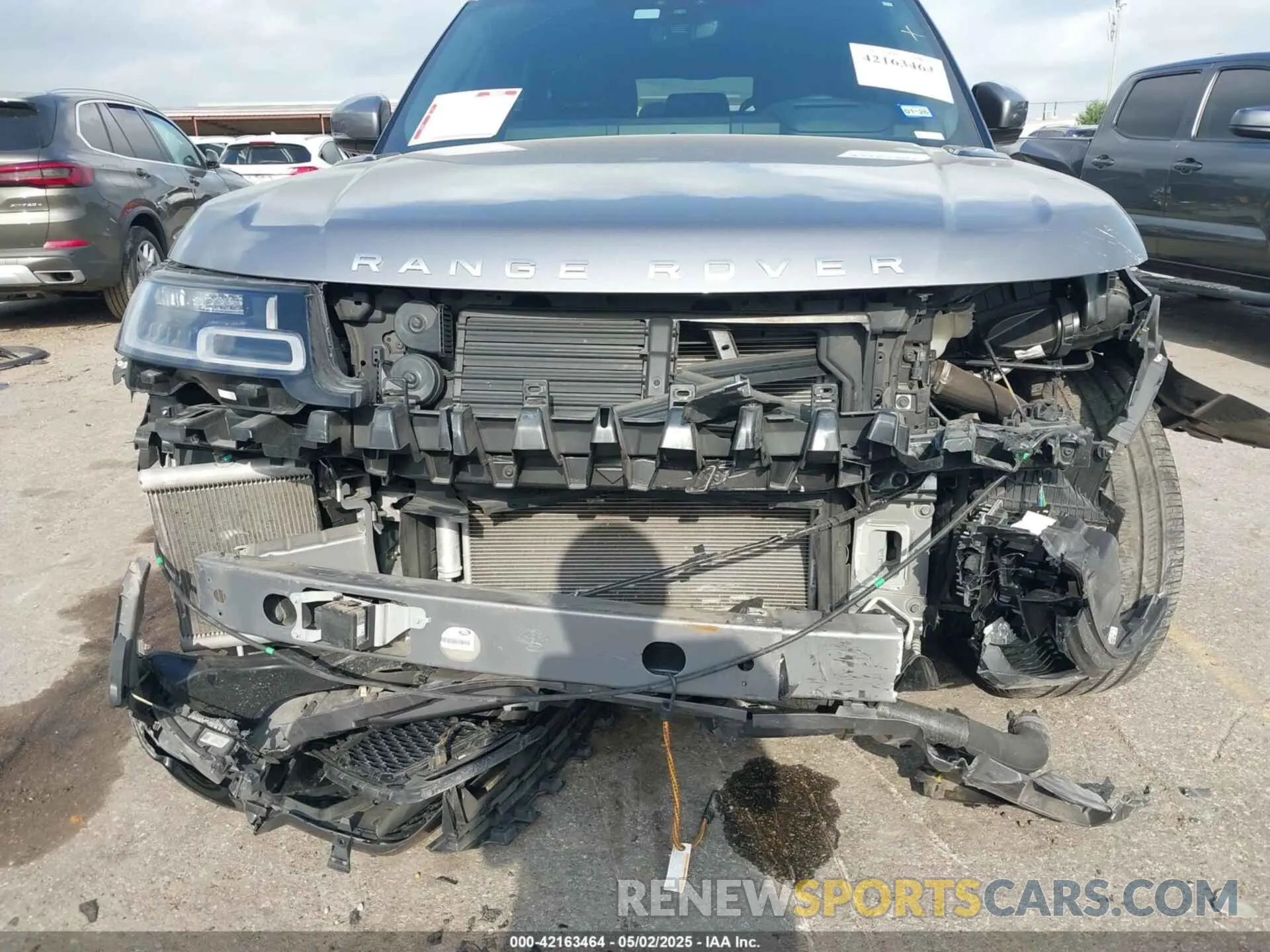 12 Photograph of a damaged car SALWR2RK6LA734004 LAND ROVER RANGE ROVER SPORT 2020