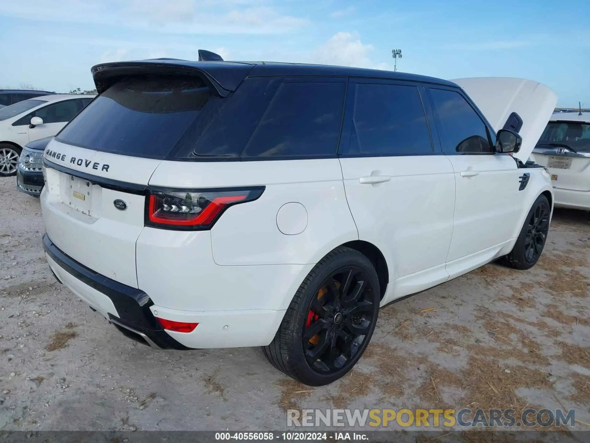 4 Photograph of a damaged car SALWR2SE2LA704213 LAND ROVER RANGE ROVER SPORT 2020