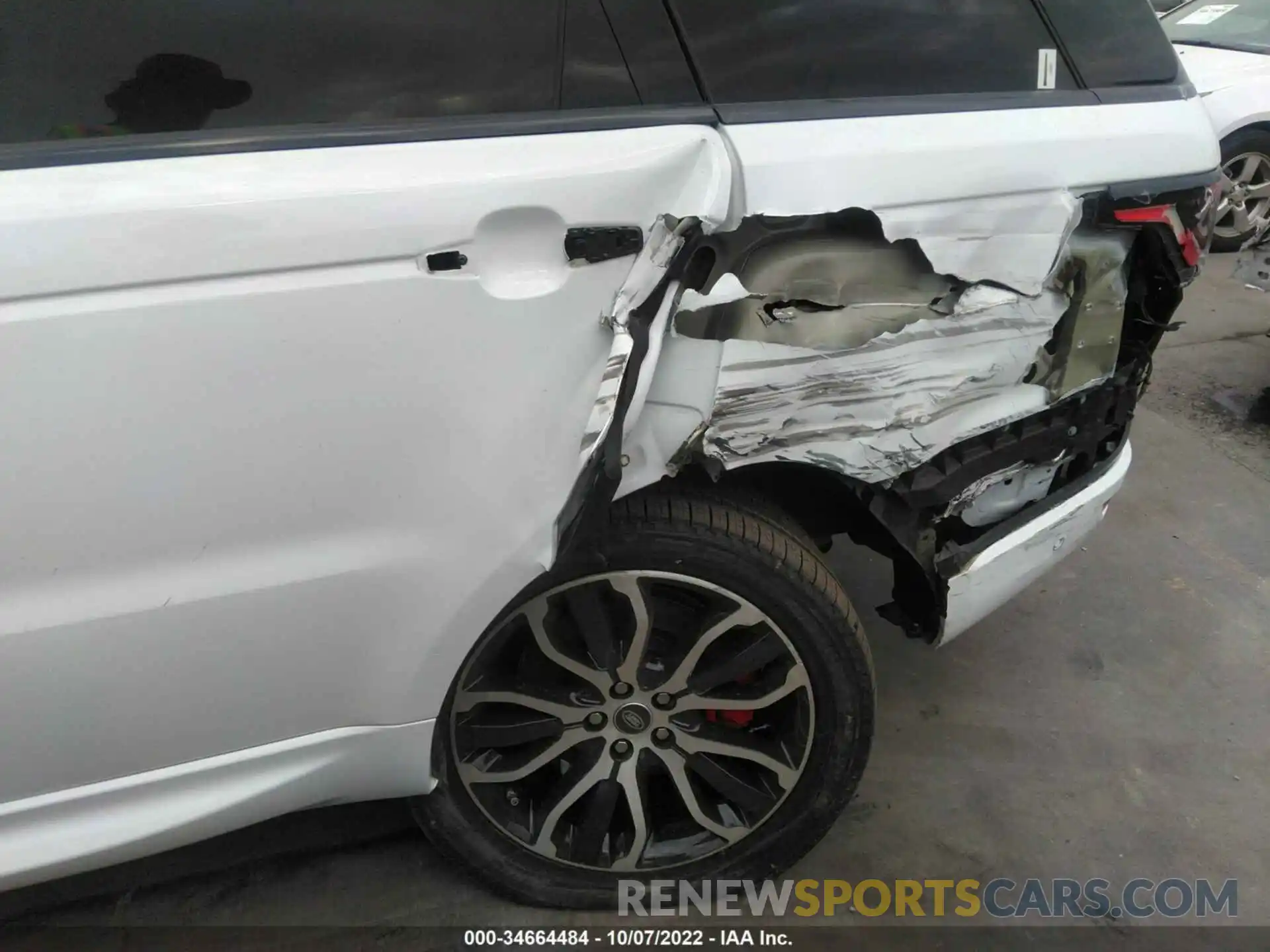 6 Photograph of a damaged car SALWR2SE2LA714787 LAND ROVER RANGE ROVER SPORT 2020