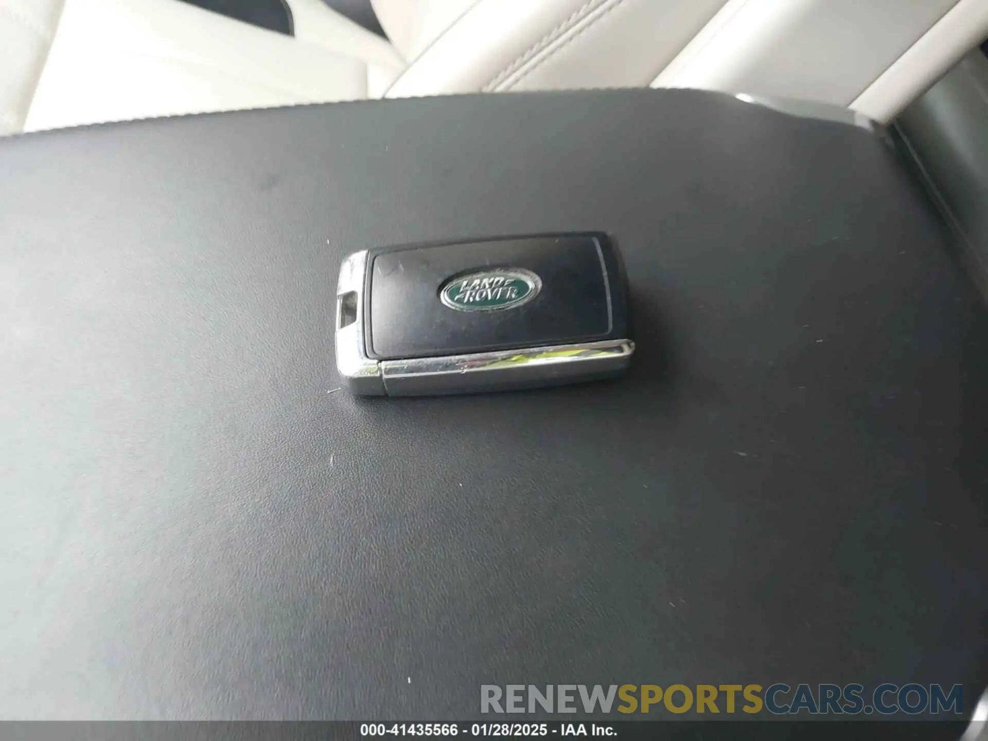 11 Photograph of a damaged car SALWR2SE6LA702285 LAND ROVER RANGE ROVER SPORT 2020