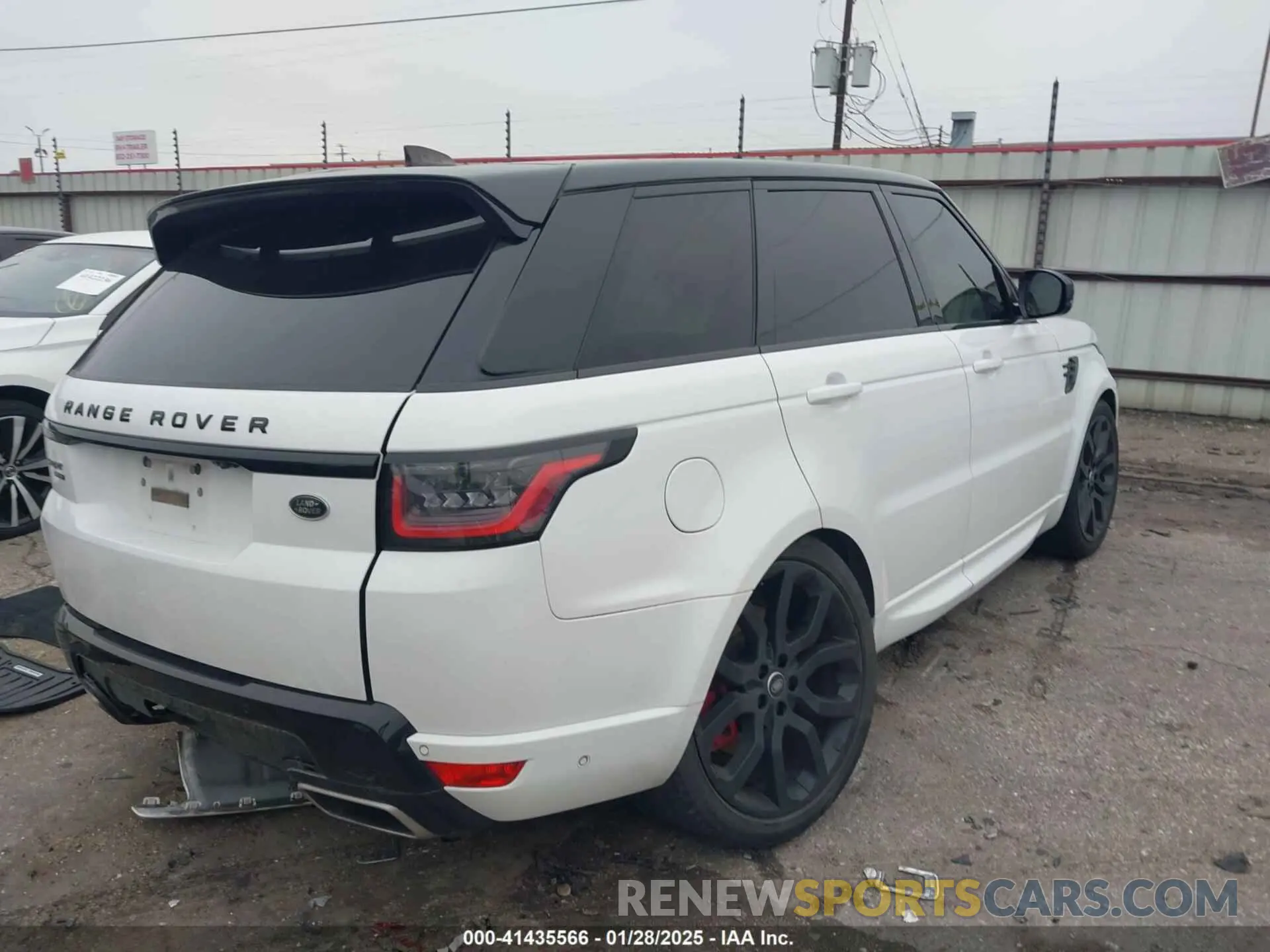 4 Photograph of a damaged car SALWR2SE6LA702285 LAND ROVER RANGE ROVER SPORT 2020