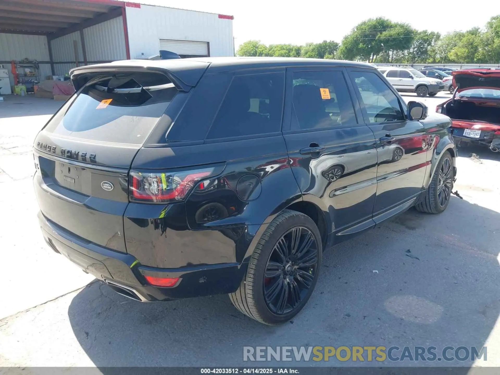 4 Photograph of a damaged car SALWR2SE8LA731741 LAND ROVER RANGE ROVER SPORT 2020