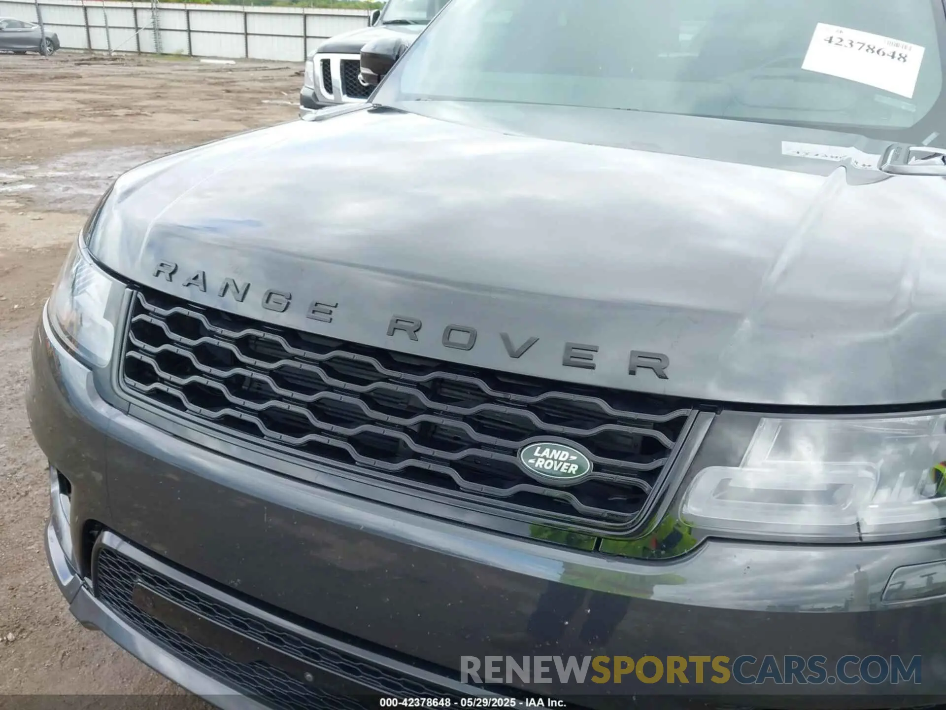 6 Photograph of a damaged car SALWR2SEXLA747830 LAND ROVER RANGE ROVER SPORT 2020