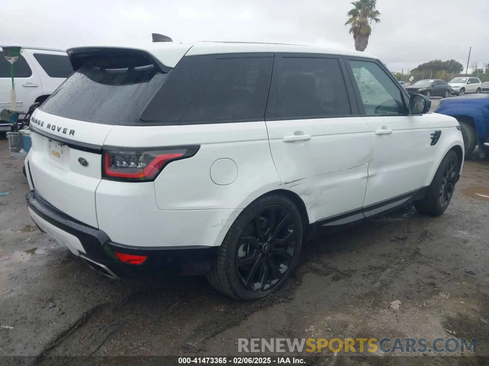 4 Photograph of a damaged car SALWR2SU1LA742412 LAND ROVER RANGE ROVER SPORT 2020