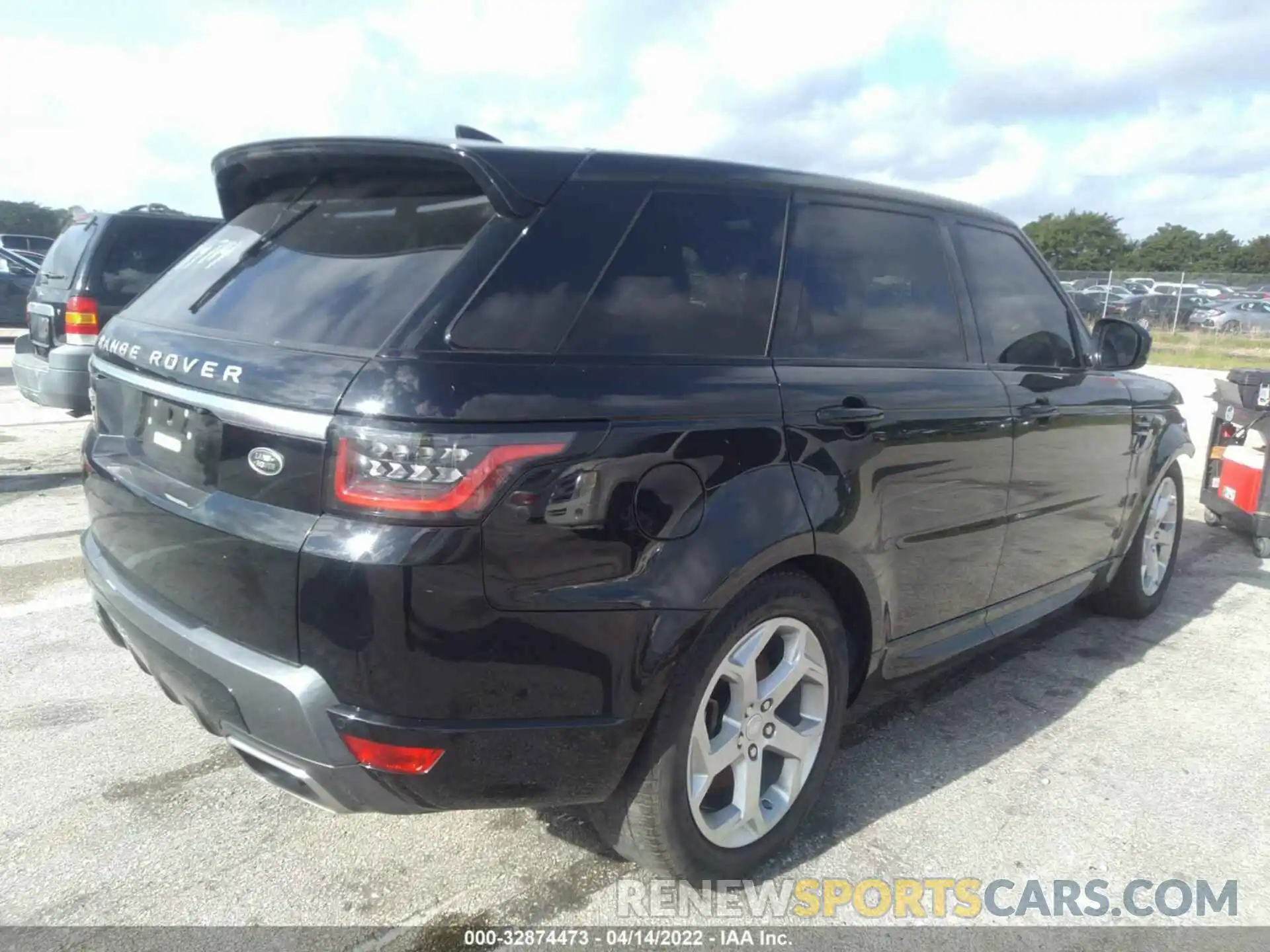 4 Photograph of a damaged car SALWR2SU1LA899714 LAND ROVER RANGE ROVER SPORT 2020