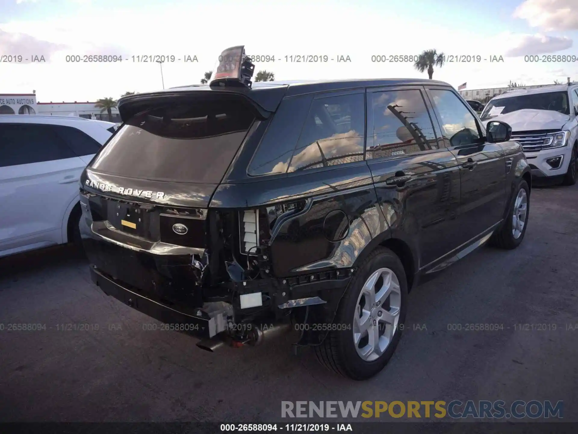 4 Photograph of a damaged car SALWR2SU2LA899480 LAND ROVER RANGE ROVER SPORT 2020