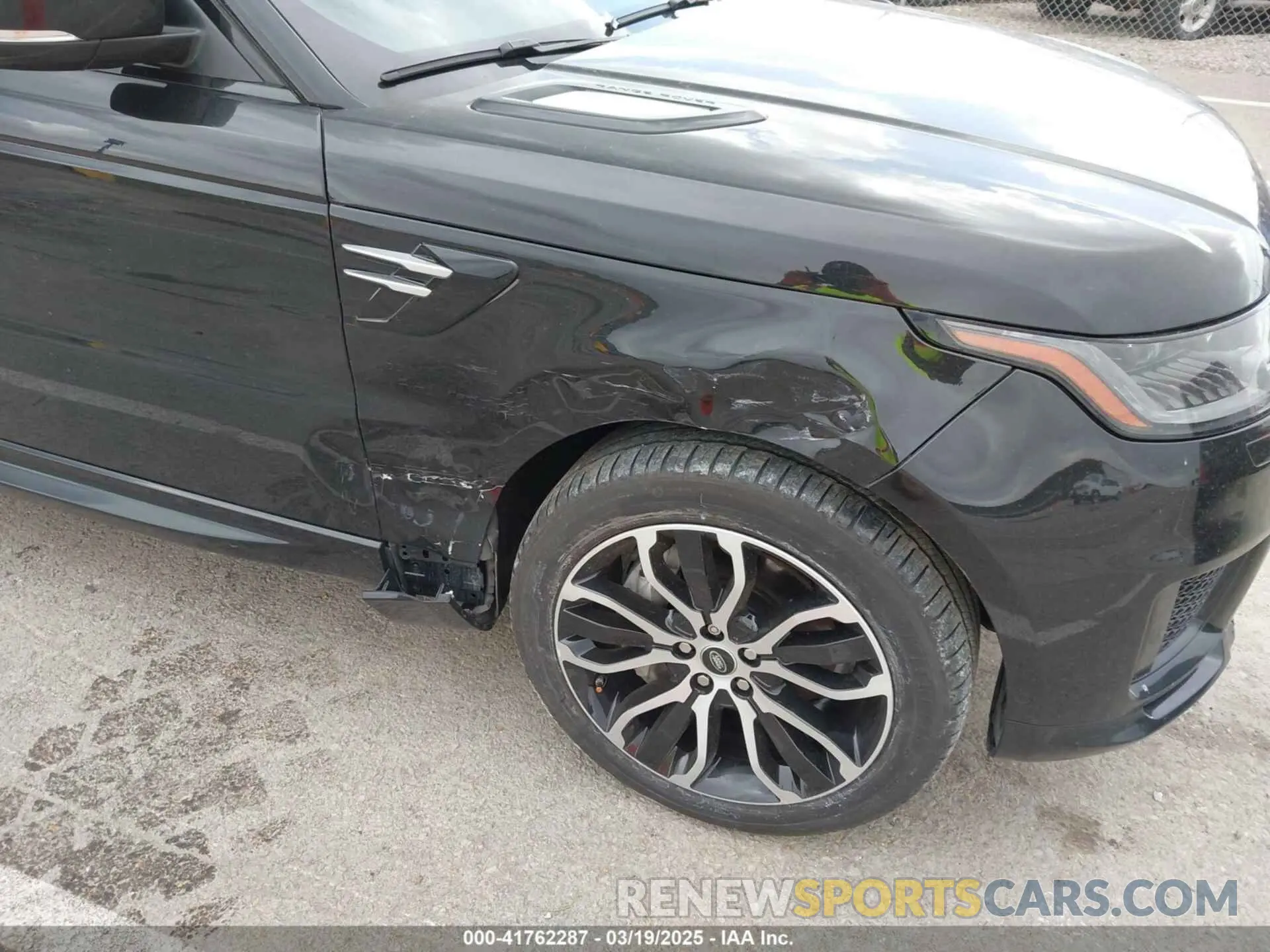 6 Photograph of a damaged car SALWR2SU4LA735745 LAND ROVER RANGE ROVER SPORT 2020
