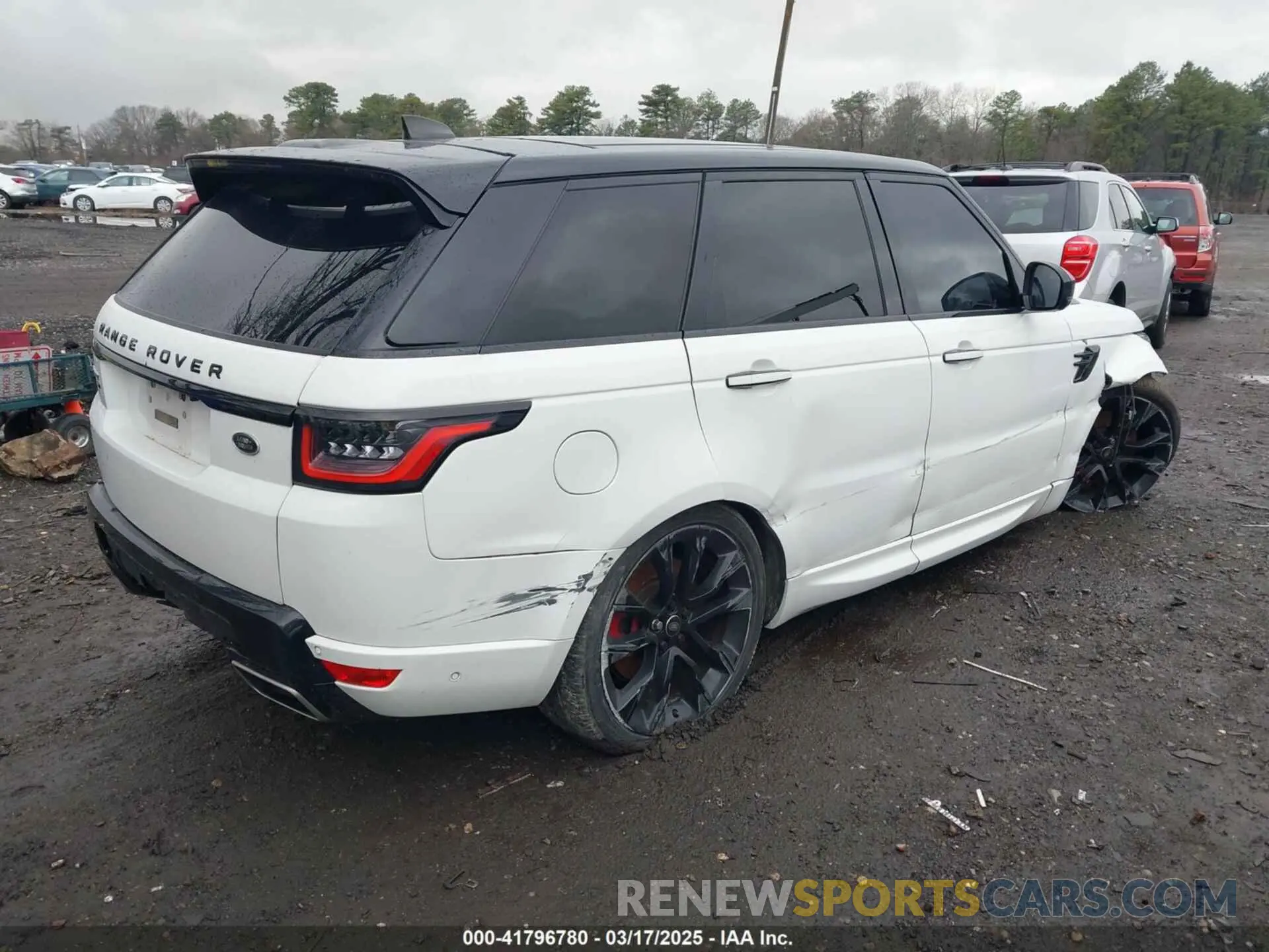 4 Photograph of a damaged car SALWS2RU7LA743364 LAND ROVER RANGE ROVER SPORT 2020