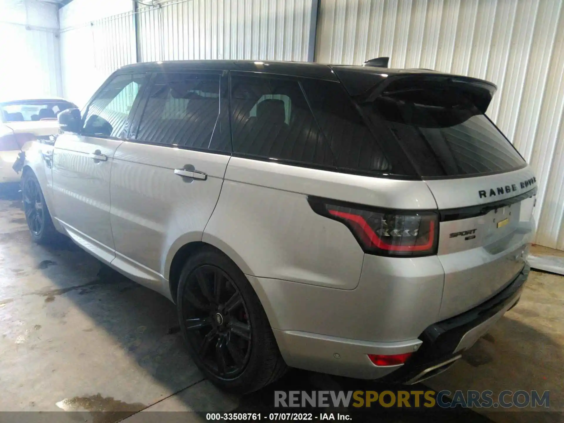 3 Photograph of a damaged car SALWS2RUXLA735078 LAND ROVER RANGE ROVER SPORT 2020